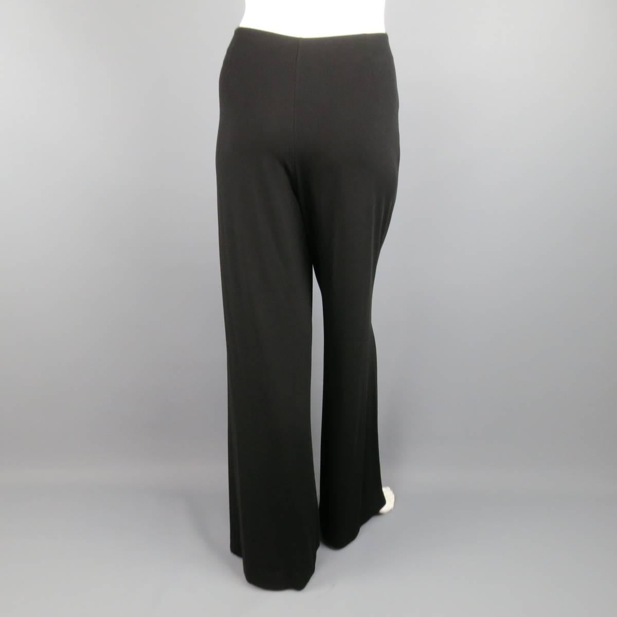 Women's FENDI Pants - Size 6 Black Rayon Blend Pleated Front Wide Leg Dress Pants