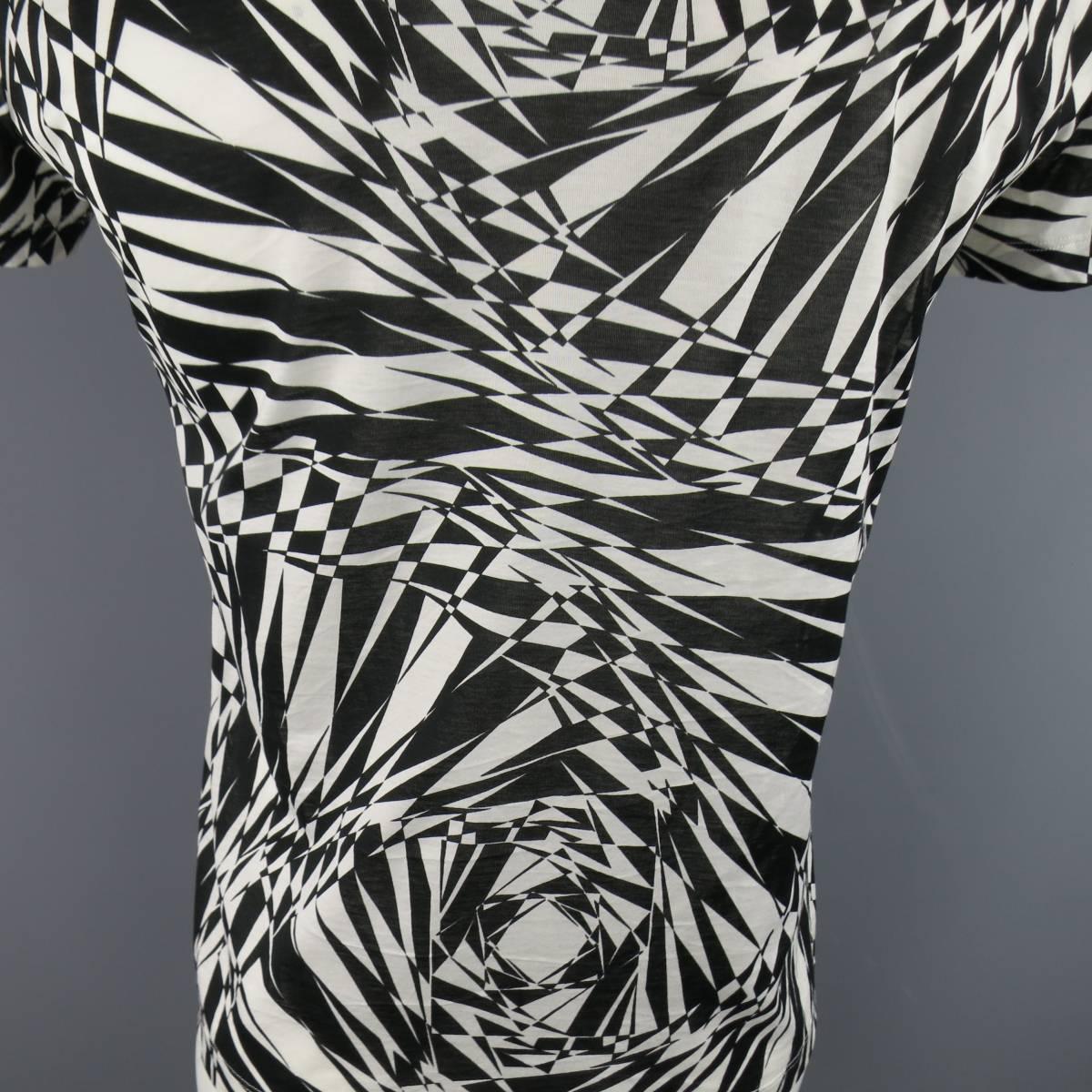 VERSACE Size L Black & White Geometric Medusa Print Sheer Cotton T-shirt In Good Condition In San Francisco, CA