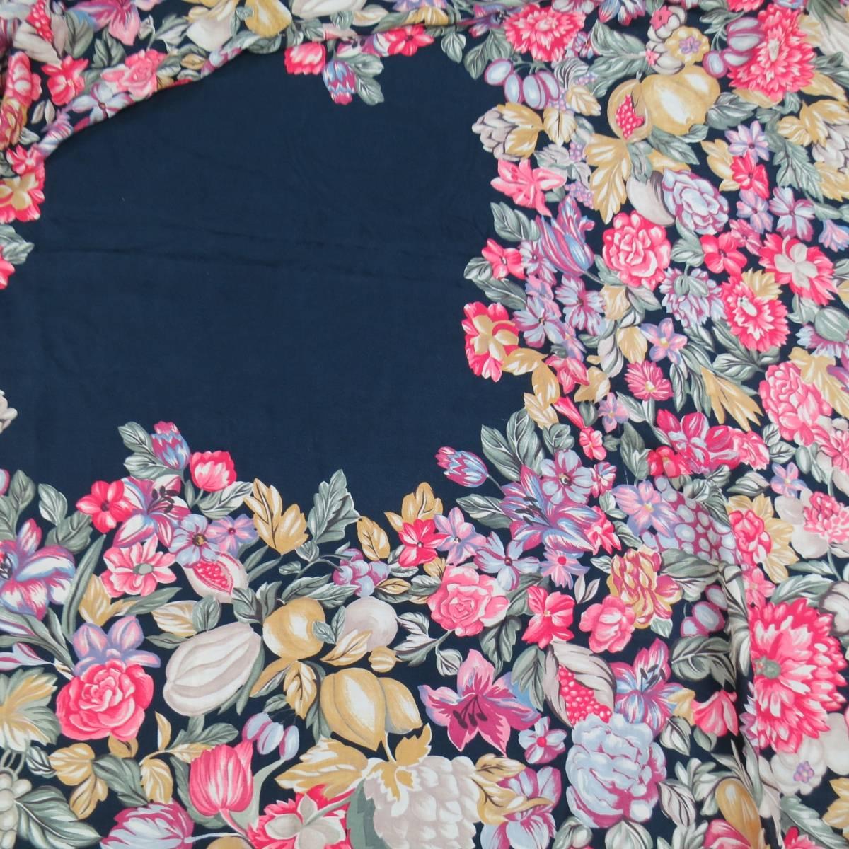 Women's BOTTEGA VENETA Black Multi-color Floral Print Pasiley Textured Wool / Silk Shawl