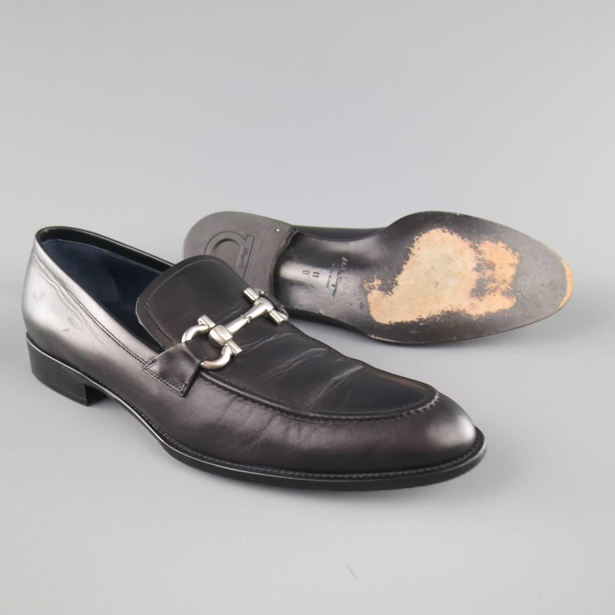 Men's SALVATORE FERRAGAMO Size 11 Black Leather Double Gancini Horsebit Loafers In Good Condition In San Francisco, CA