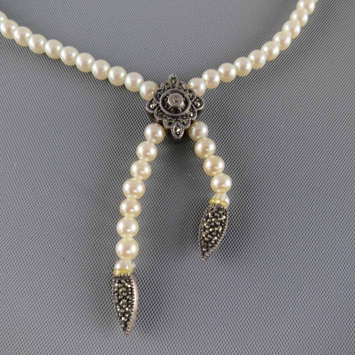 1940s pearl necklace