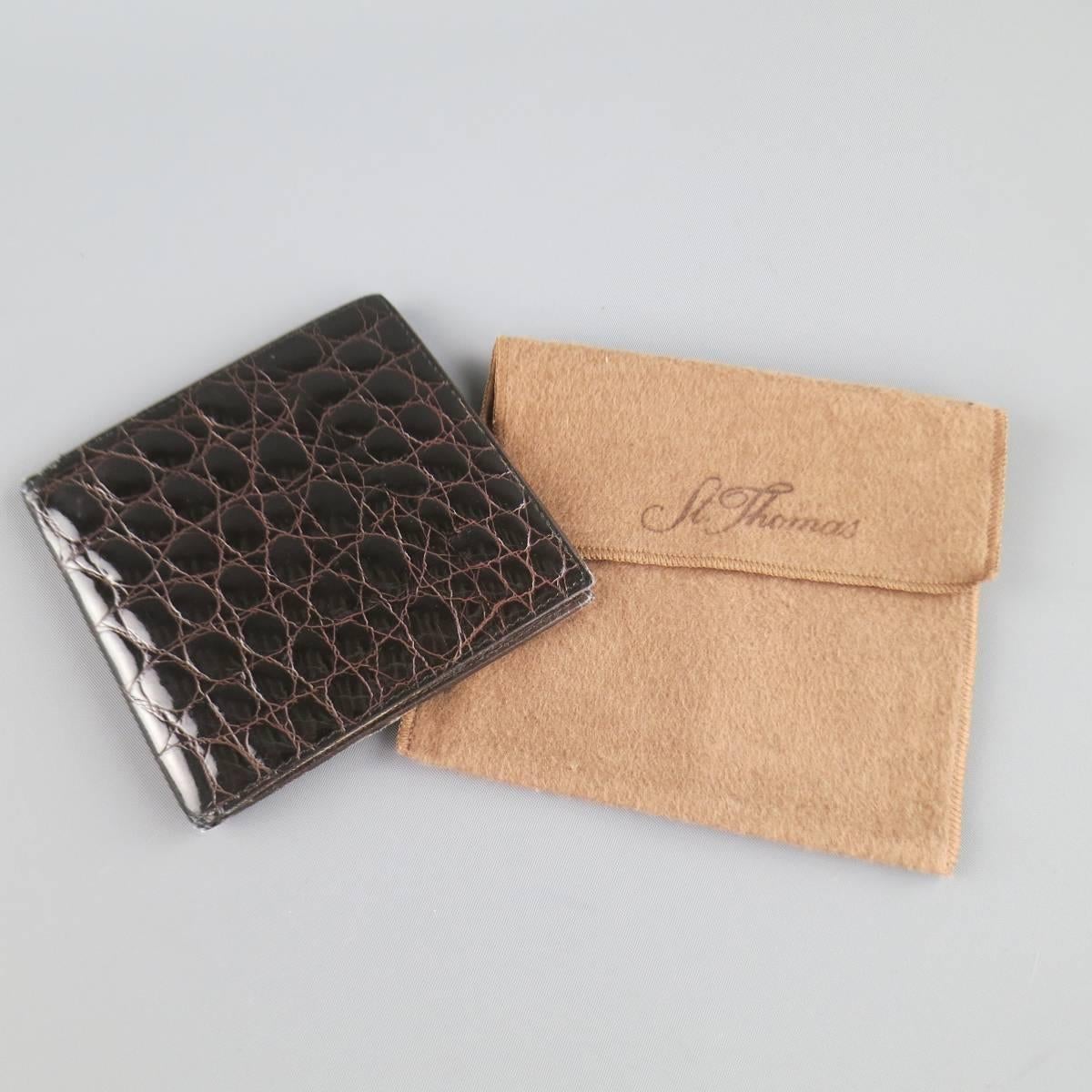 Vintage ST. THOMAS Brown Crocodile Leather Bifold Wallet In Fair Condition In San Francisco, CA