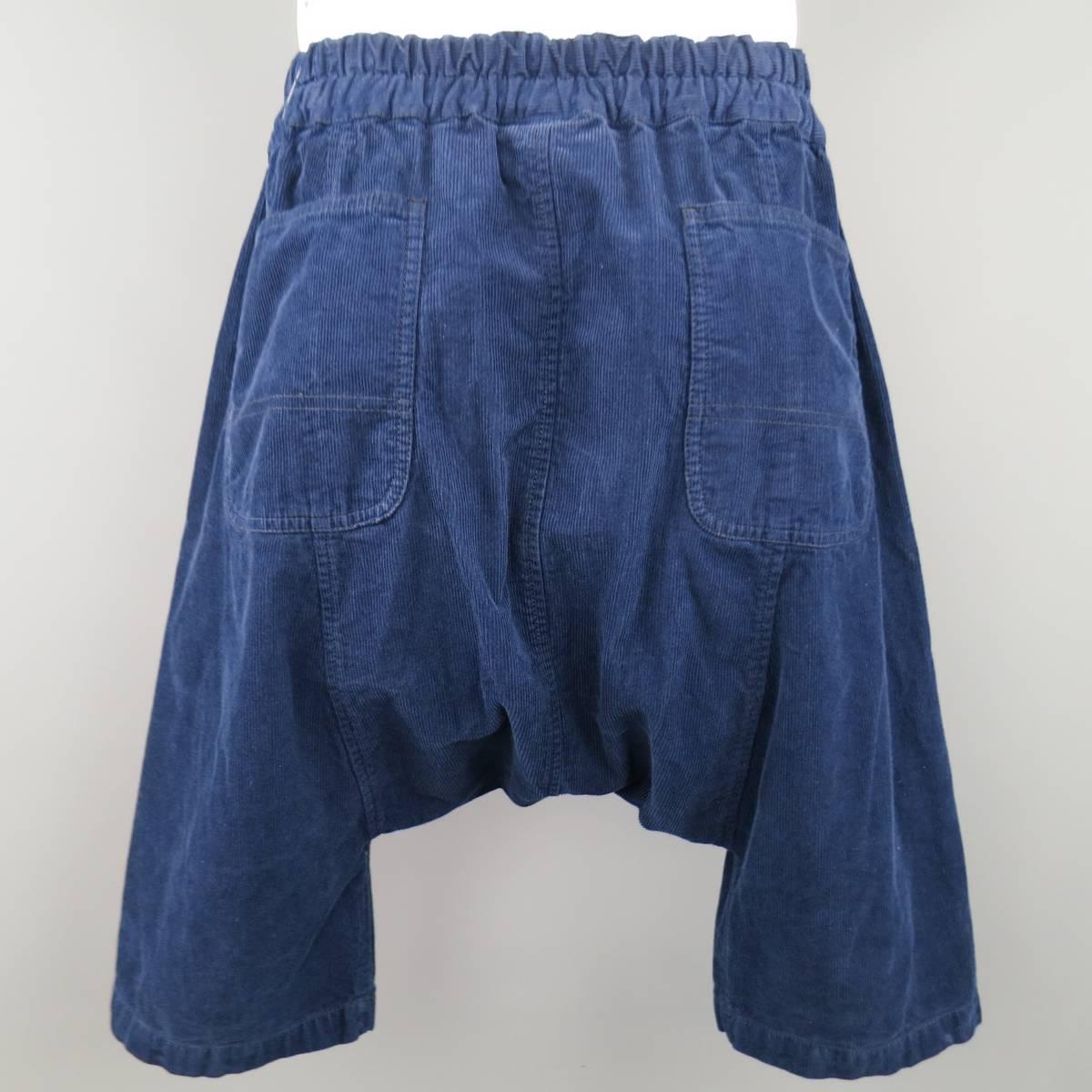 COMME des GARCONS Size M Navy Corduroy Drop Crotch Shorts In Good Condition In San Francisco, CA