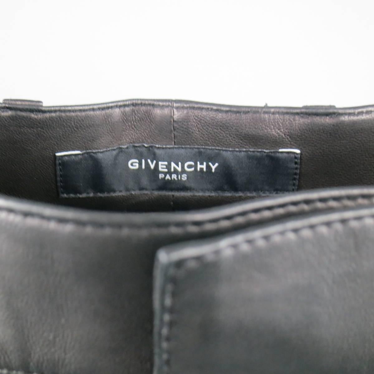 Men's GIVENCHY Size 30 Pleated Leather Knit Back Bermuda Shorts In Good Condition In San Francisco, CA