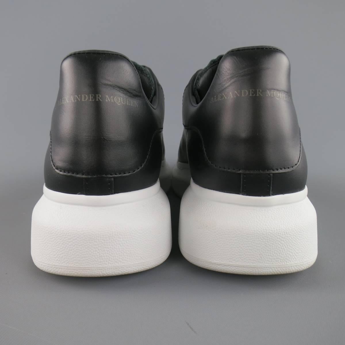 ALEXANDER MCQUEEN 9 Black Leather Thick White Platform Sole Lace Up Sneakers In Excellent Condition In San Francisco, CA