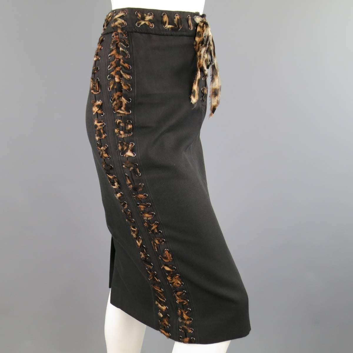 YVES SAINT LAURENT by TOM FORD Size 4 Dark Taupe Leopard Lace Up 2002 Skirt In Good Condition In San Francisco, CA