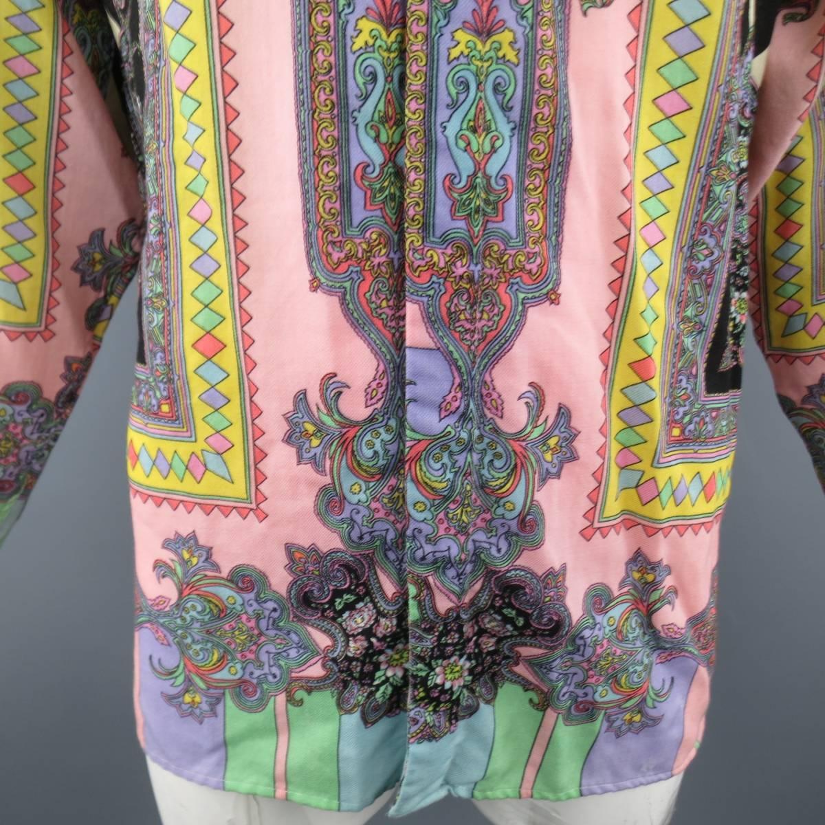 VERSUS by GIANNI VERSACE Multi-Color Pastel Paisley Print Wool Long Sleeve Shirt In Fair Condition In San Francisco, CA