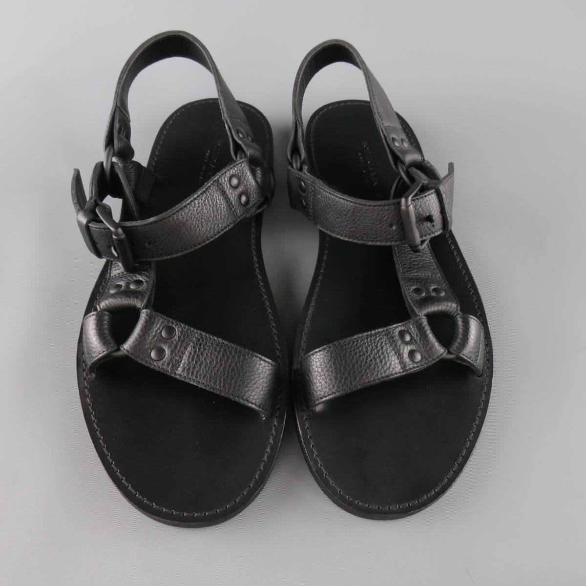 Men's BOTTEGA VENETA Size 9 Black Textured Leather Ankle Strap Sandals In Excellent Condition In San Francisco, CA
