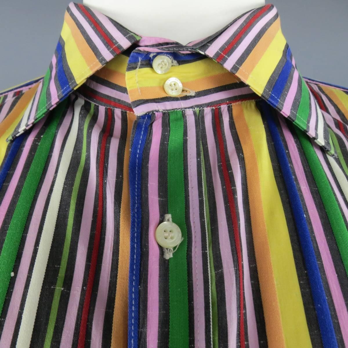 ETRO dress shirt in a multi color rainbow striped cotton with a pointed spread collar. Made in Italy.
 
Good Pre-Owned Condition.
Marked: 46
 
Measurements:
 
Shoulder: 20 in.
Chest: 56 in.
Sleeve: 25.5 in.
Length: 35 in.


Web ID: 82999 