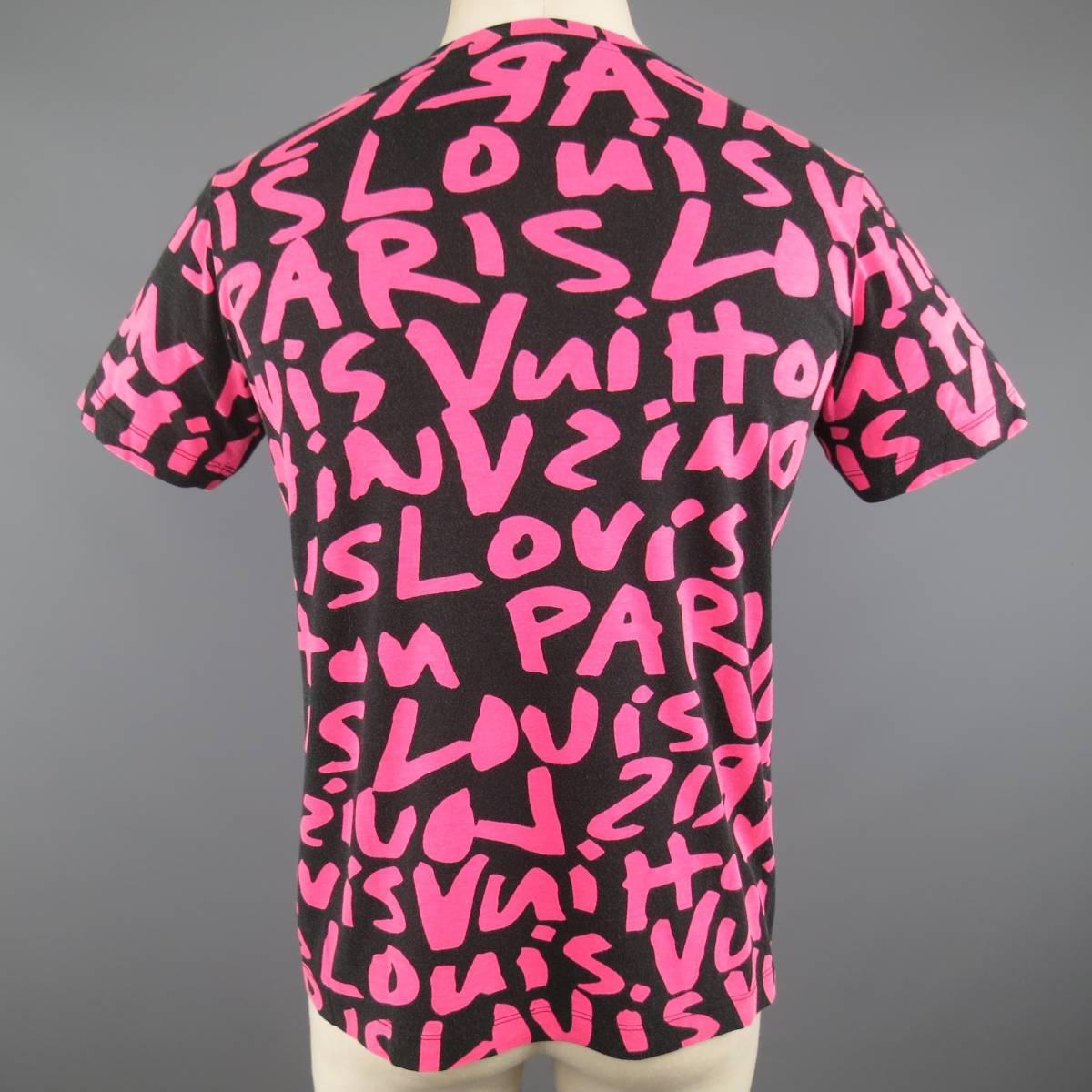 LOUIS VUITTON Size M Black & Pink STEPHEN SPROUSE Graffitti Print V Neck T-shirt In Good Condition In San Francisco, CA