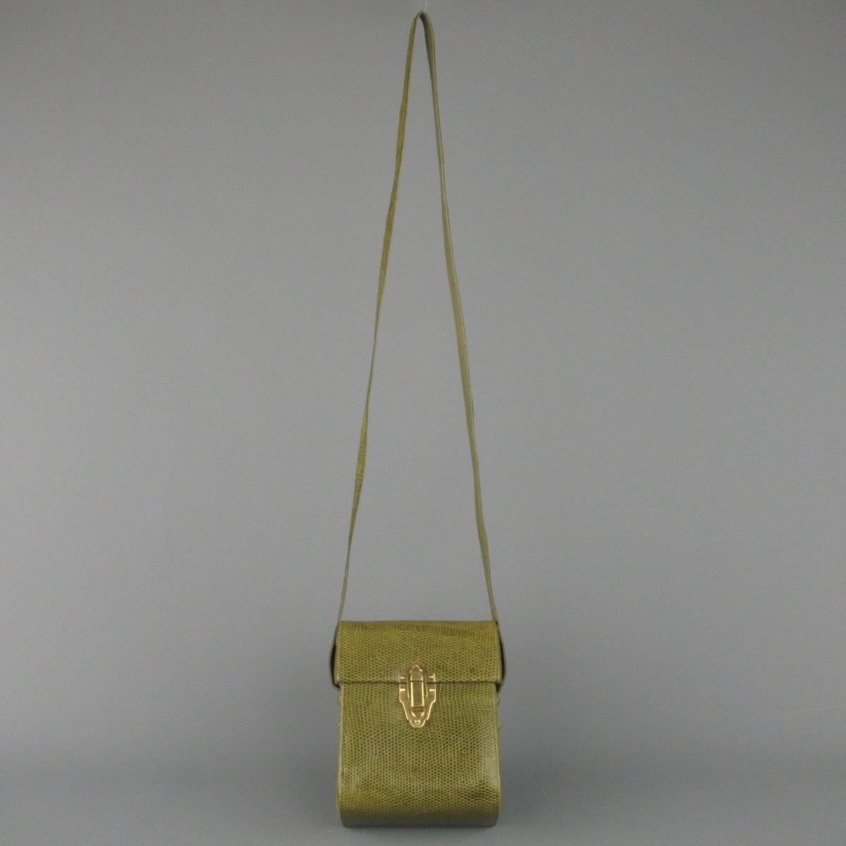 Vintage WILKES BASHFORD Green Lock Box Shoulder Bag In Fair Condition In San Francisco, CA