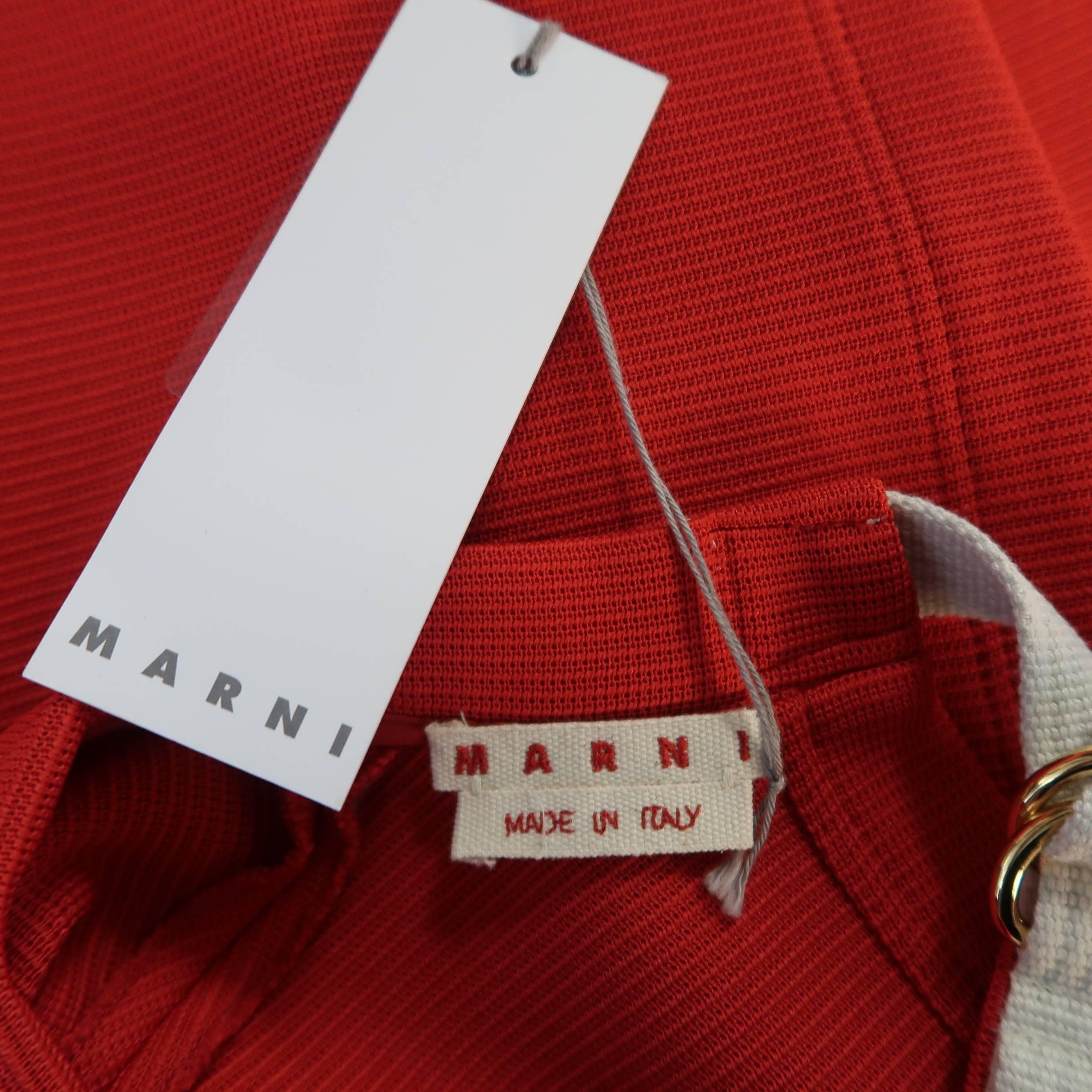 MARNI Size 6 Red Structured Cotton Open Back Belt Closure Top In New Condition In San Francisco, CA