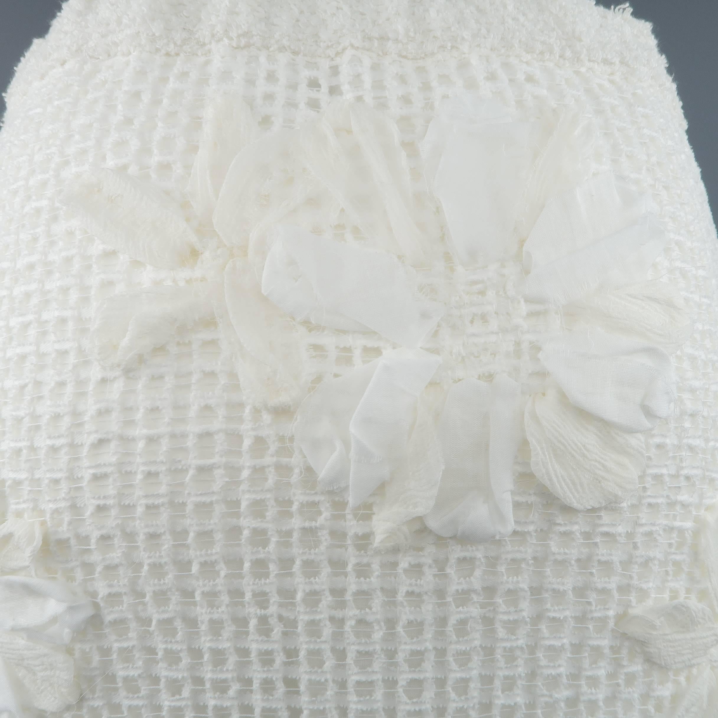 CHANEL Size 4 White Cotton Mesh Knit Floral Applique Fringe Mini Skirt 2