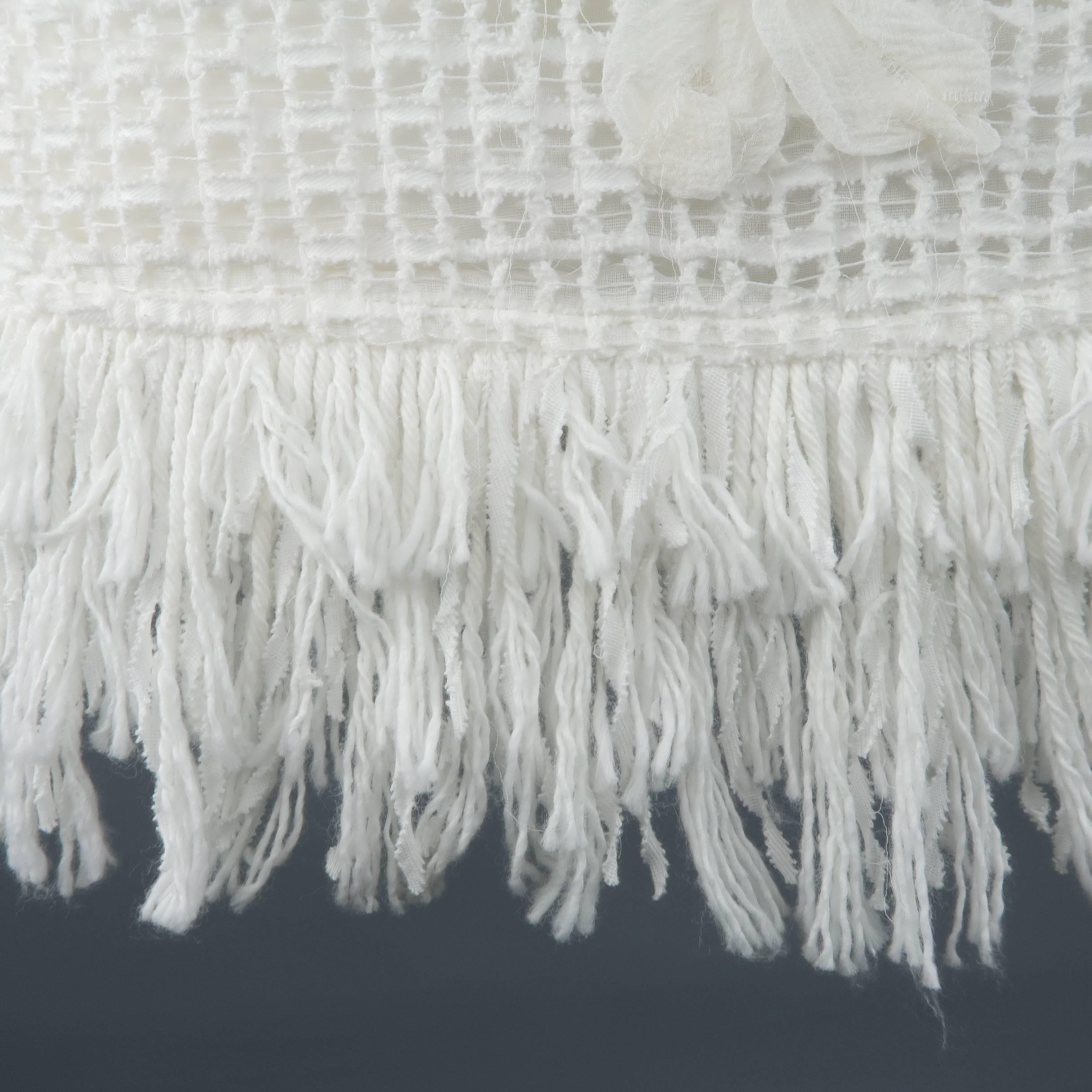 CHANEL Size 4 White Cotton Mesh Knit Floral Applique Fringe Mini Skirt In Excellent Condition In San Francisco, CA
