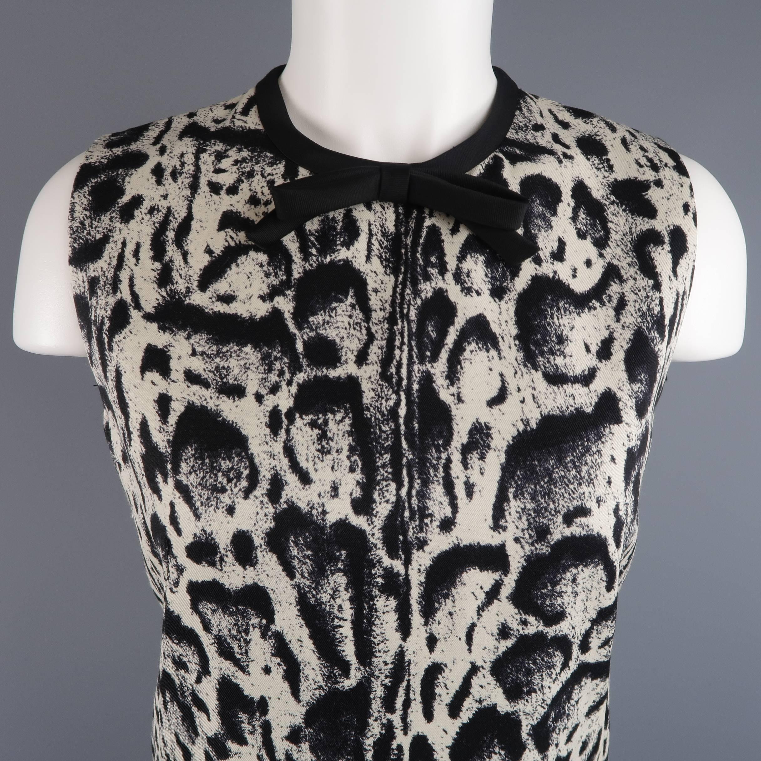 Giambattista Valli Black and White Leopard Tweed Sequin Feather Cocktail Dress In Excellent Condition In San Francisco, CA