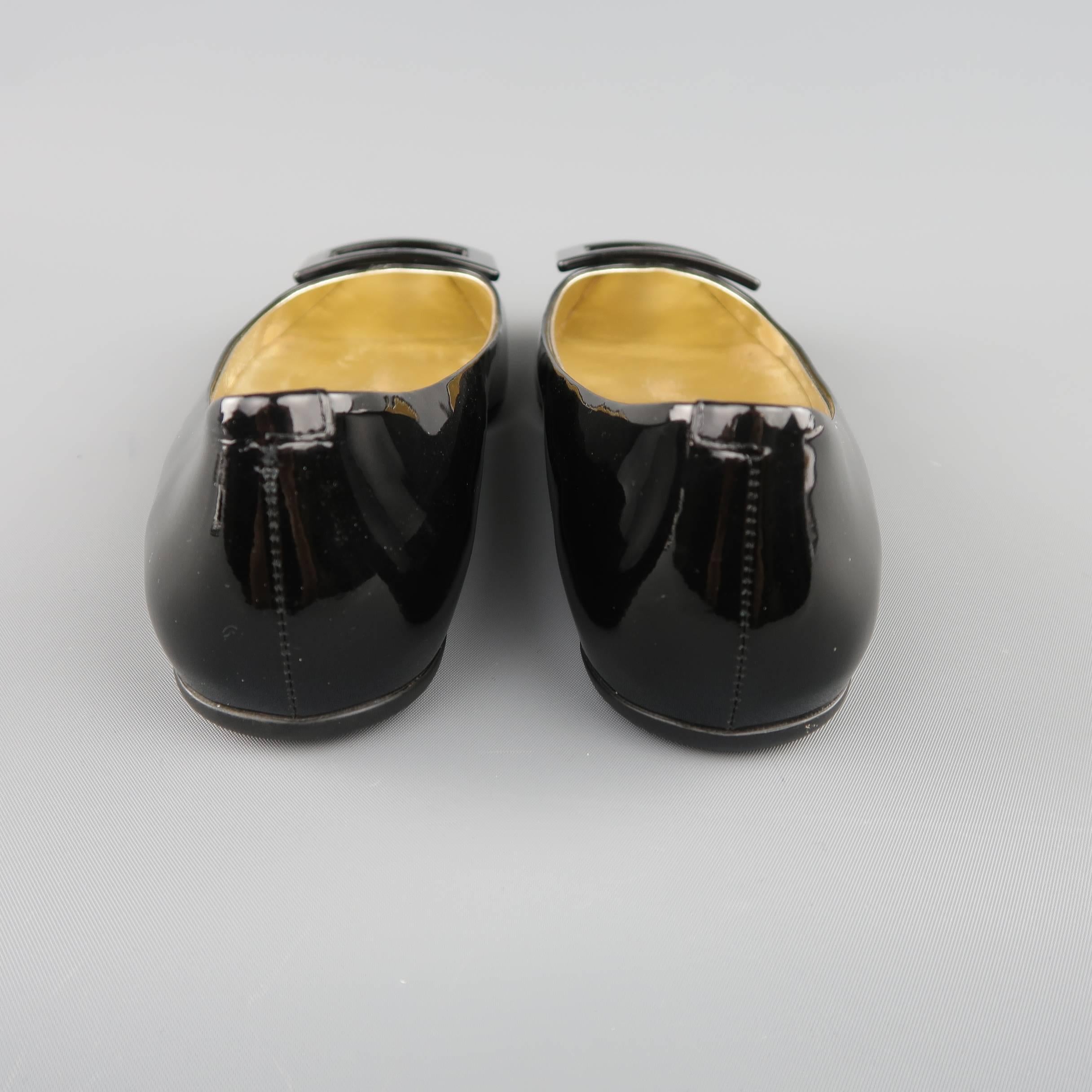 Women's ROGER VIVIER Size 7.5 Black Patent Leather Gommette Buckle Flats