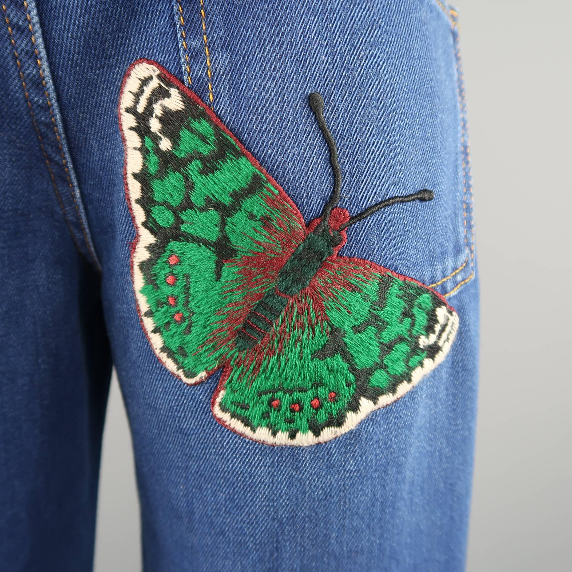 Gucci Size 6 Washed Blue Bumblebee Butterfly Patch Bell Bottom Jeans In Excellent Condition In San Francisco, CA