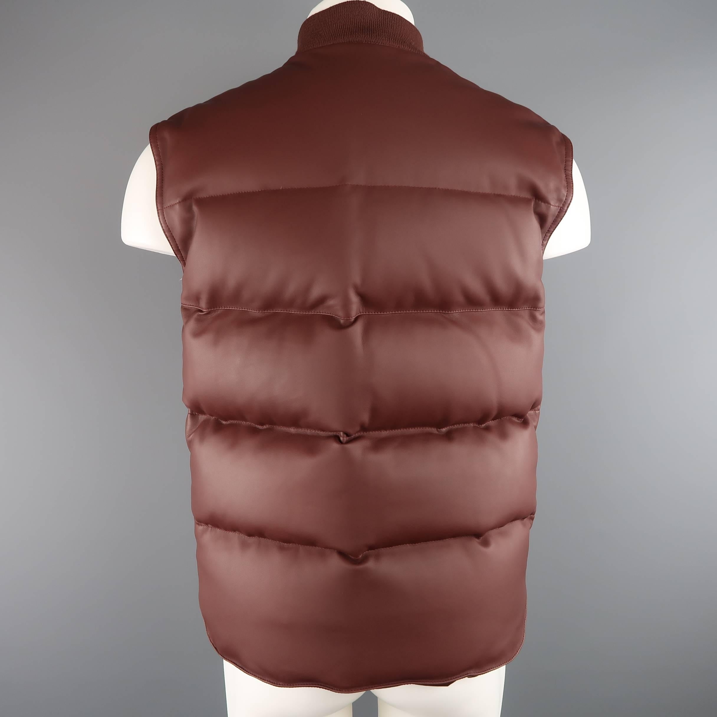 Men's HERMES 38 Burgundy Quilted Leather & Nylon Reversible Down Vest In Excellent Condition In San Francisco, CA