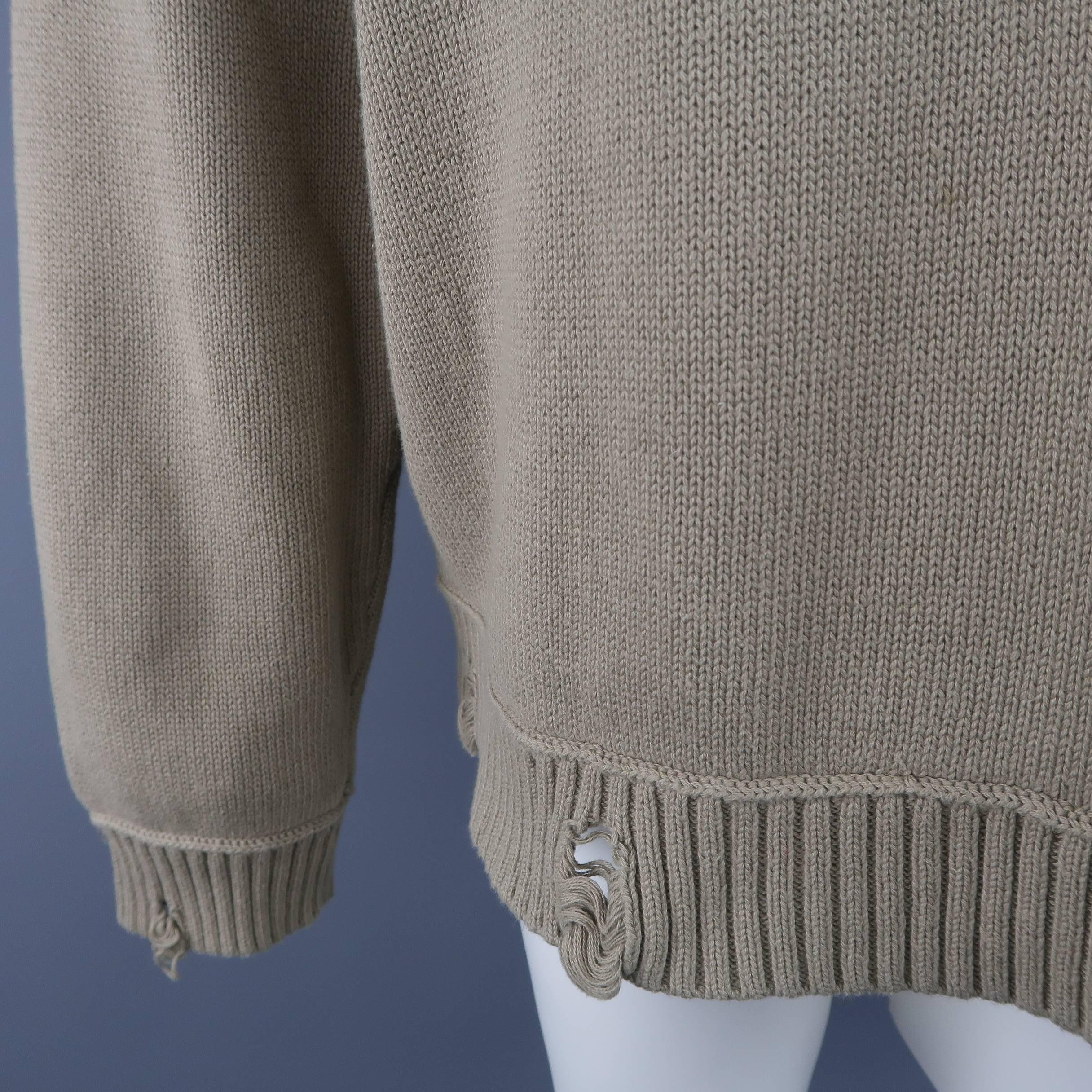 ISABEL BENENATO oversized pullover sweater comes in a beige cotton knit with a crewneck and destroyed details throughout. Made in Italy.
 
Excellent Pre-Owned Condition.
Marked: L
 
Measurements:
 
Shoulder: 27 in.
Chest: 50 in.
Sleeve: 22