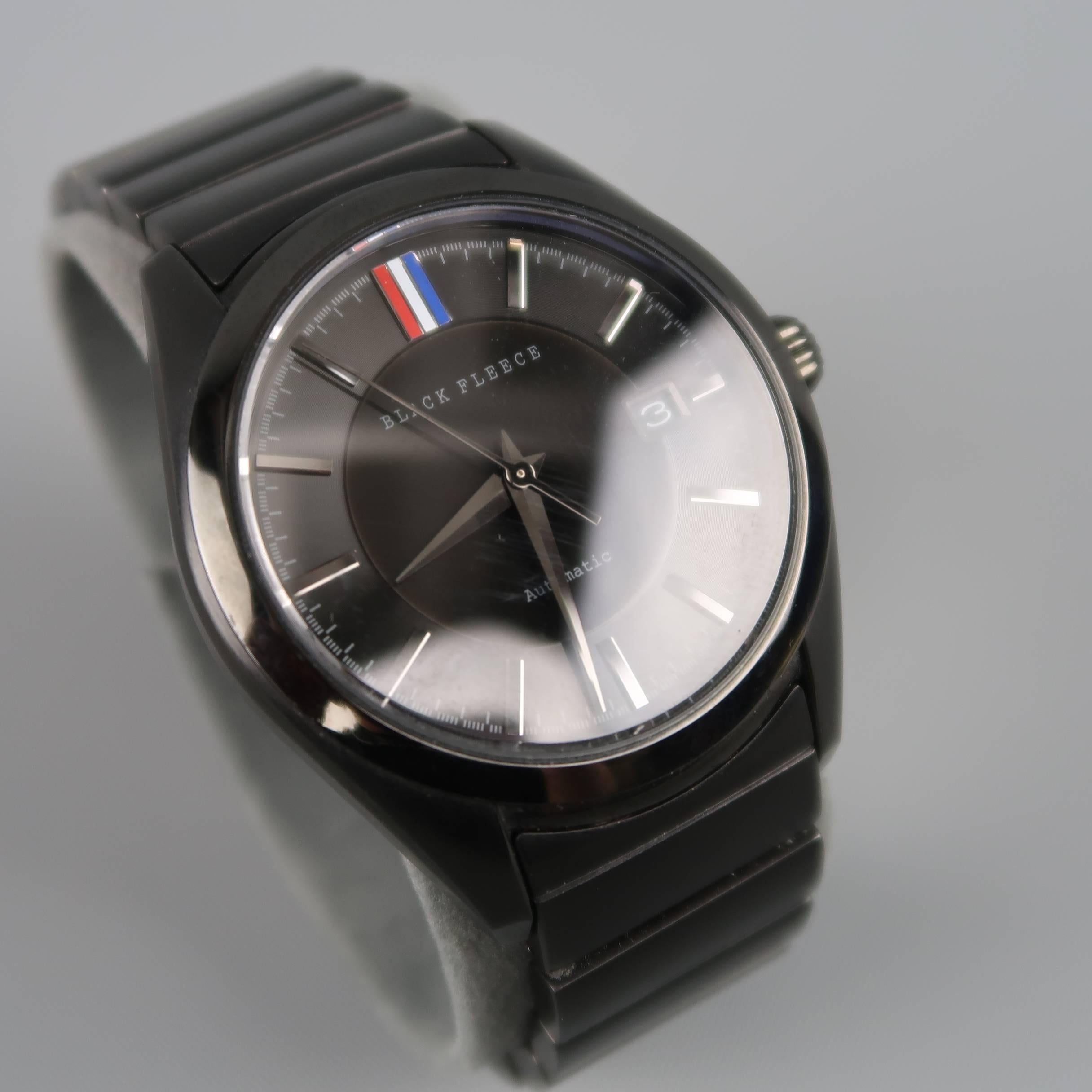 Special edition Brooks Brothers Black Fleece watch comes in black stainless steel and features a round clock face with automatic wind and signature red white and blue stripe. Only 250 produced. Extra piece included. With box.  Made in Japan.
 
Good