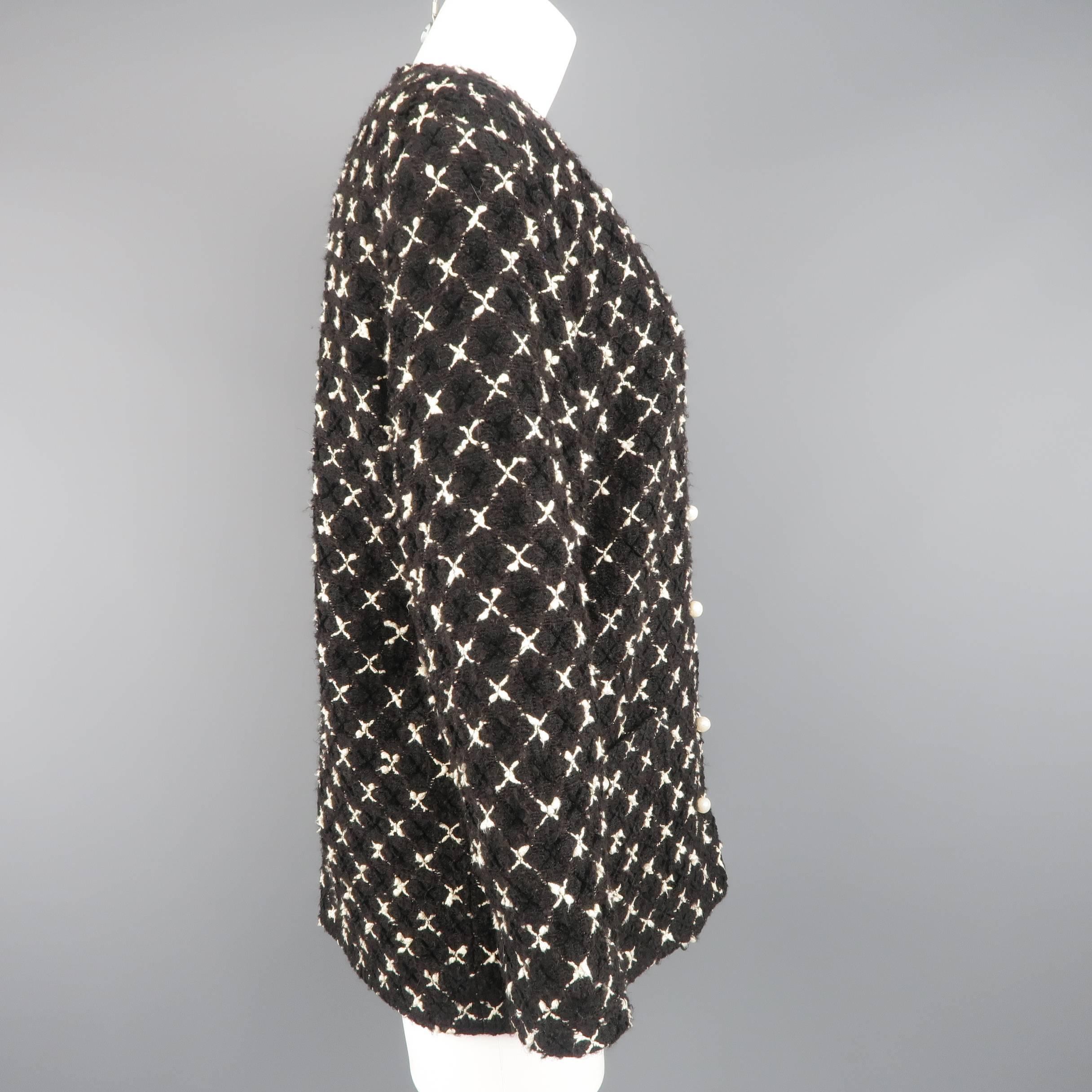 Chanel Vintage Black and White X Print Boucle Pearl Button Collarless Jacket  1