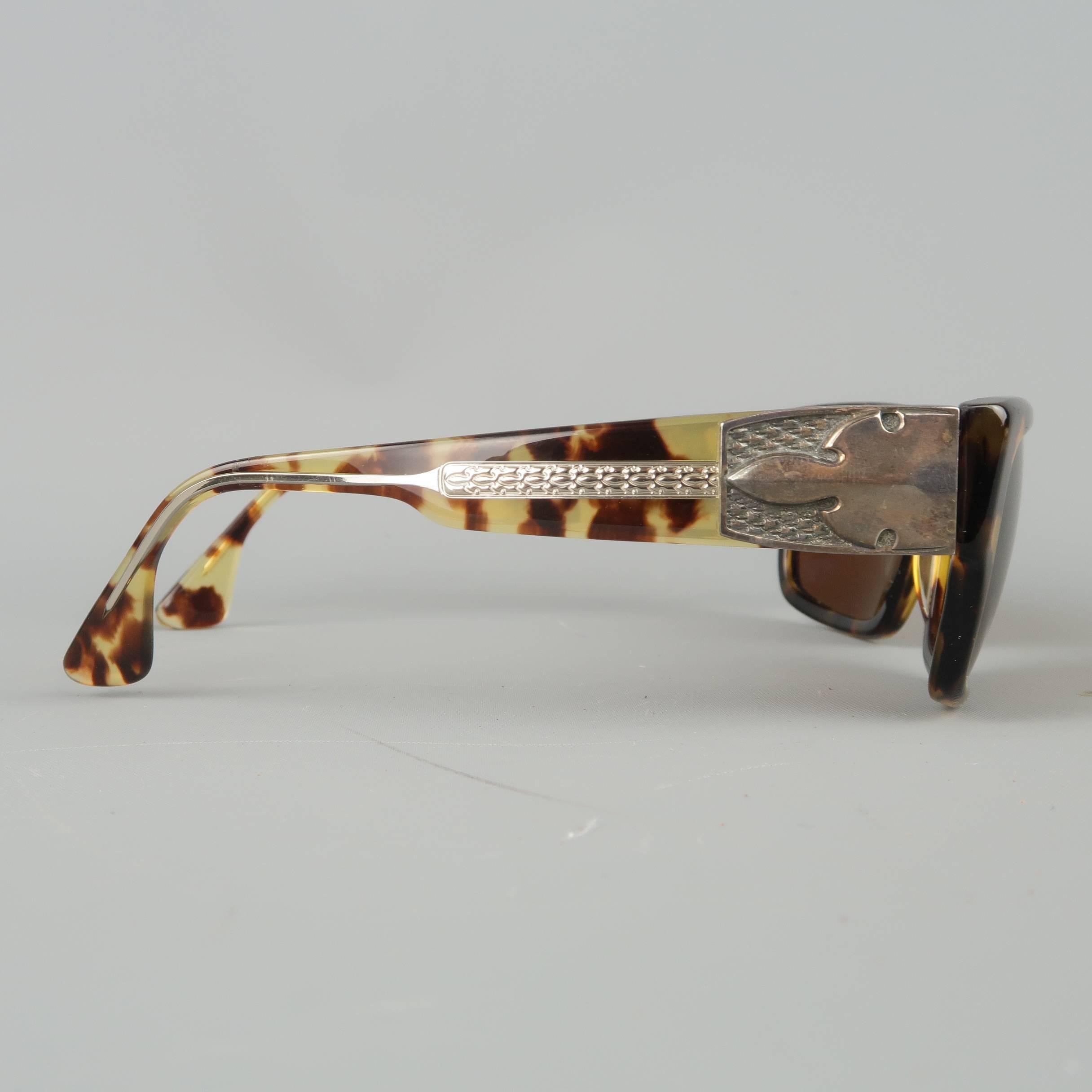 Les lunettes de soleil CHROME HEARTS 