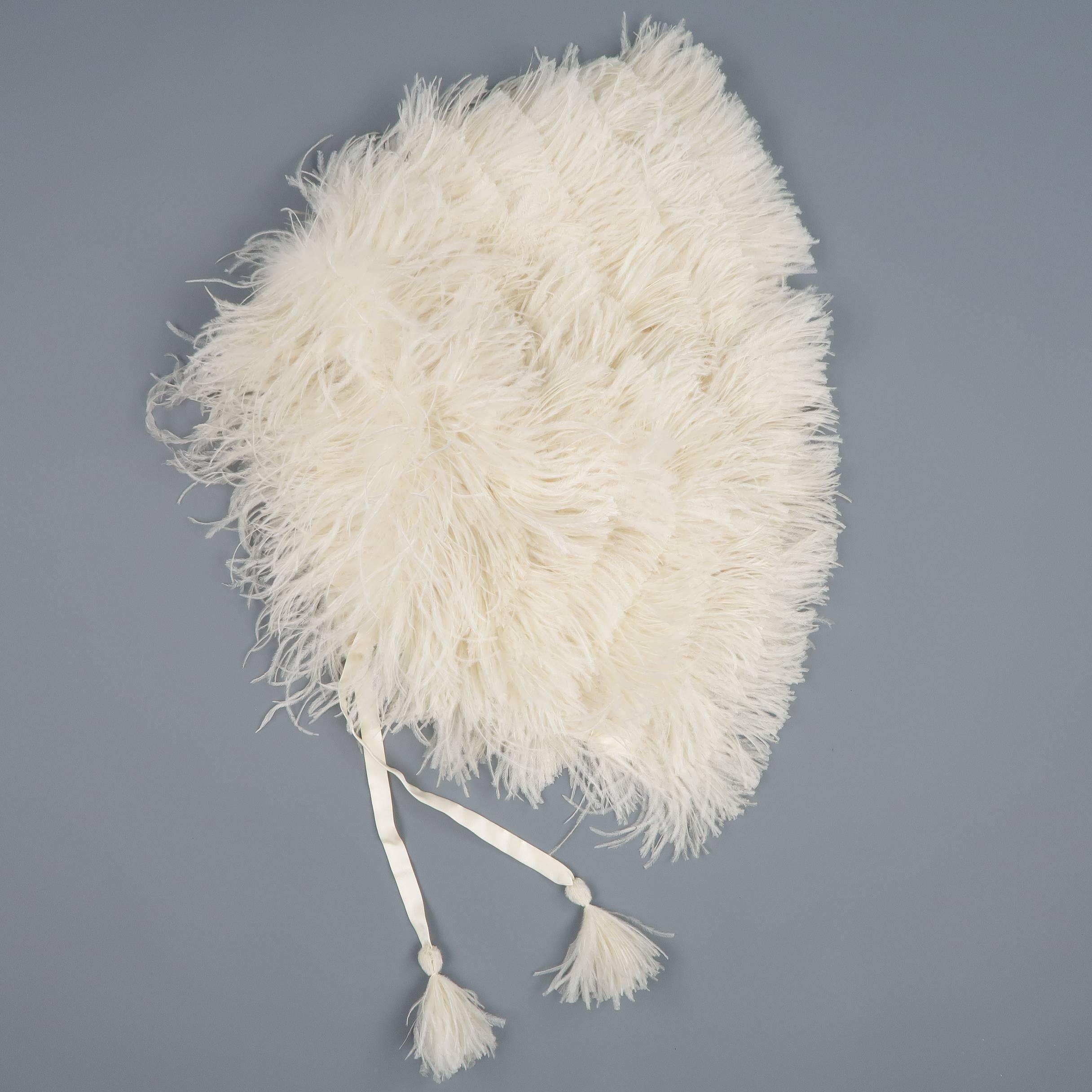 RALPH LAUREN Collection Cream Silk Lined Ostrich Feather Capelet - Retail $2, 995 1