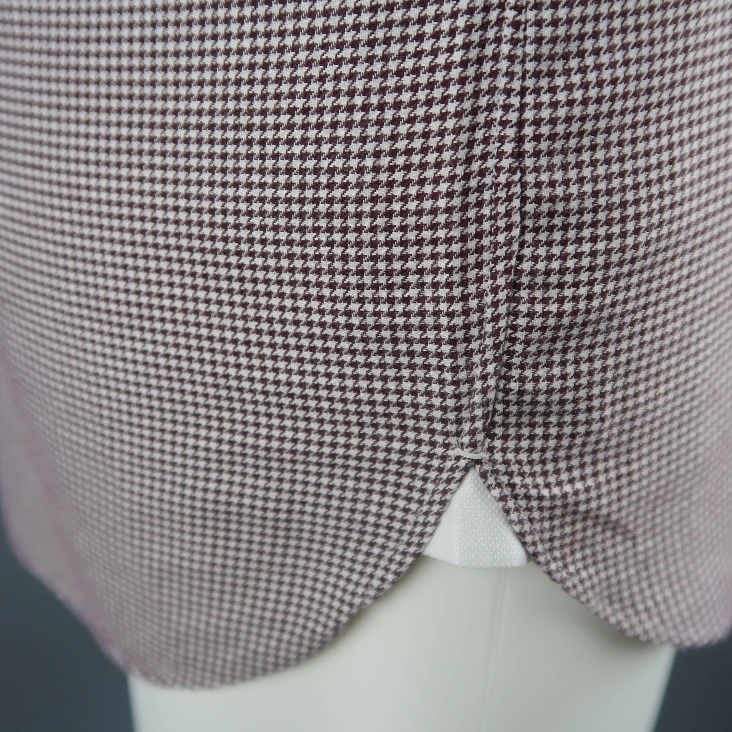 Men's TOM FORD Size M Burgundy Houndstooth Cotton Long Sleeve Shirt In Excellent Condition In San Francisco, CA