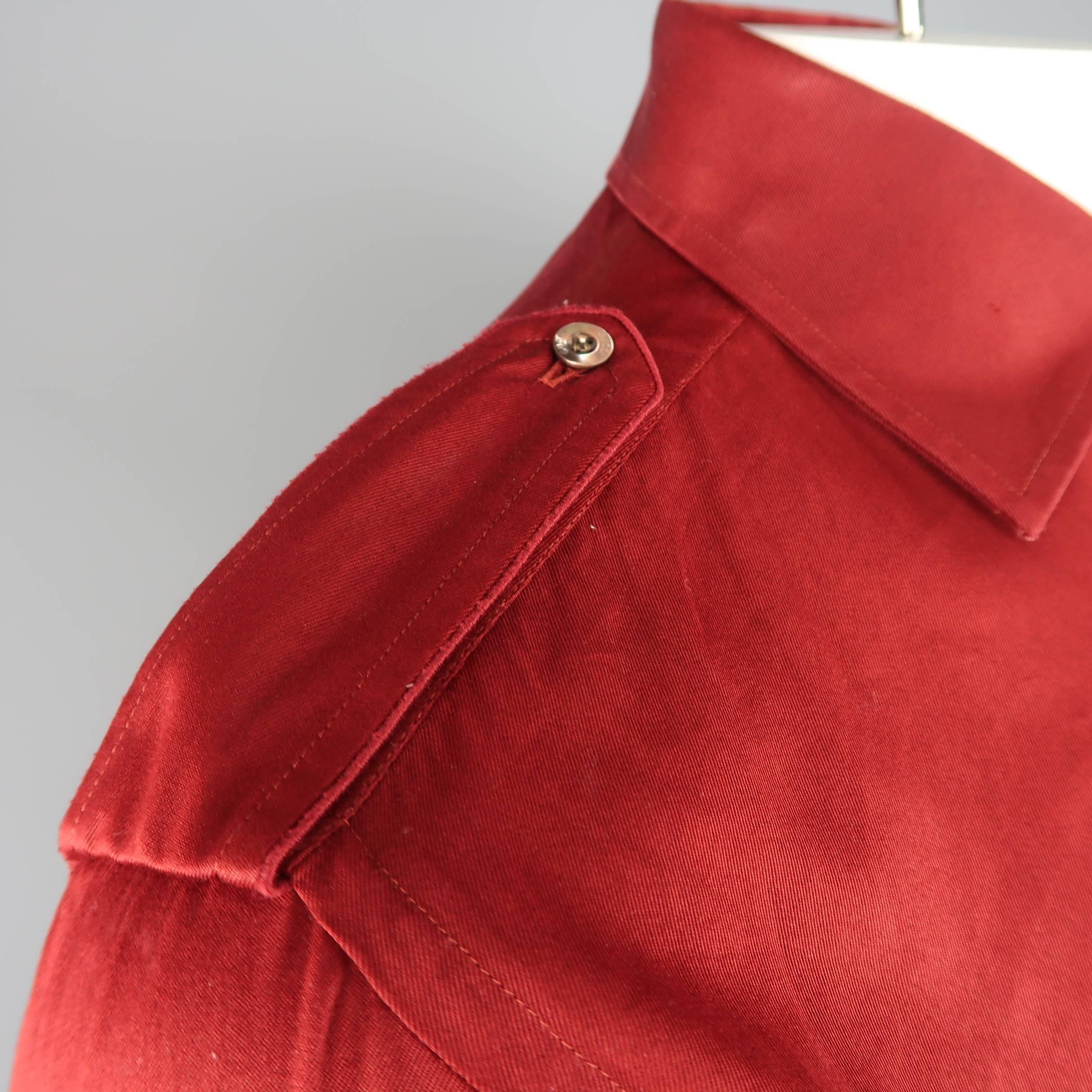 Men's GUCCI Size L Cotton Burgundy Red Spread Collar Military Shirt In Good Condition In San Francisco, CA