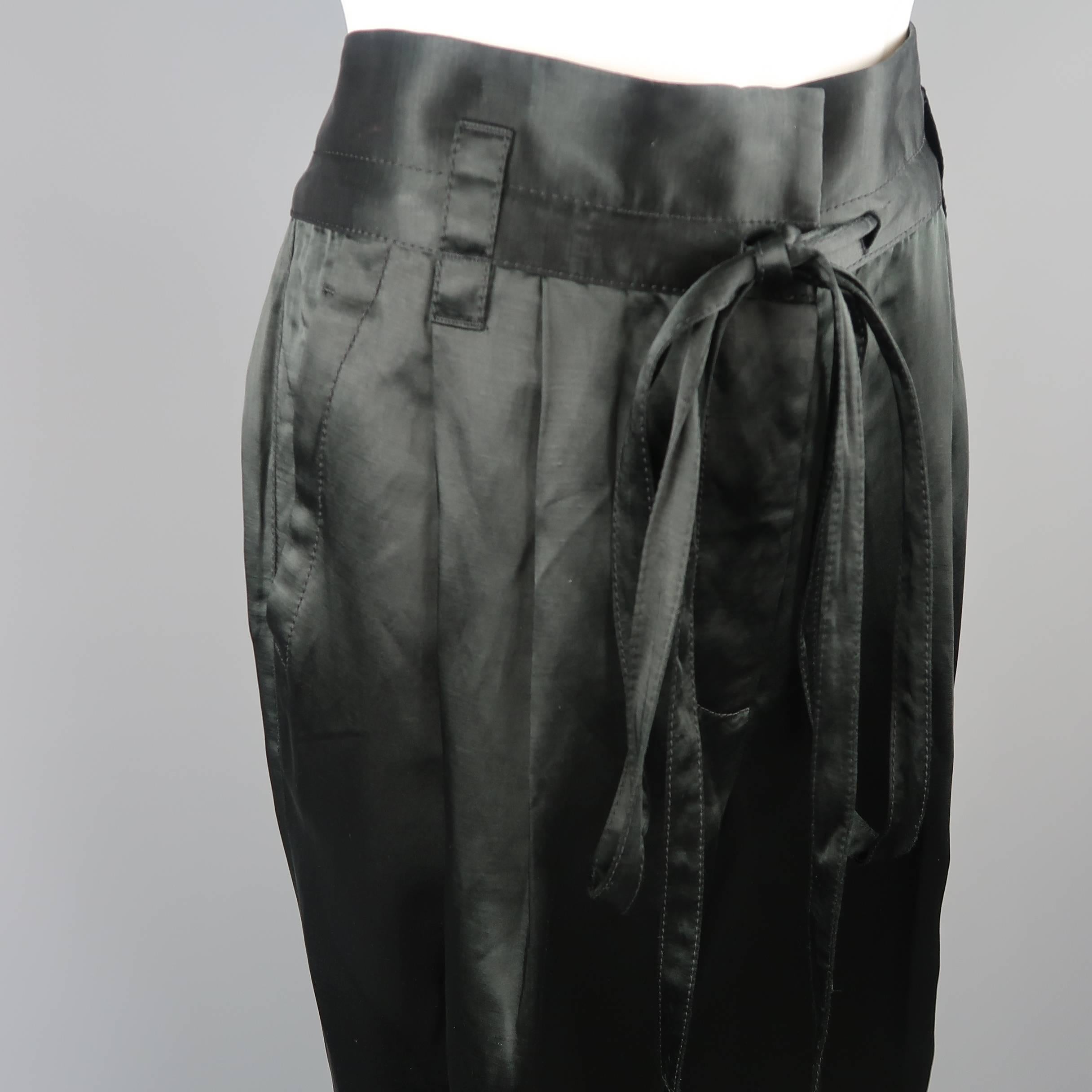 MARC JACOBS Size 4 Black Linen Blend Satin Pleated Cuffed Pants In Good Condition In San Francisco, CA
