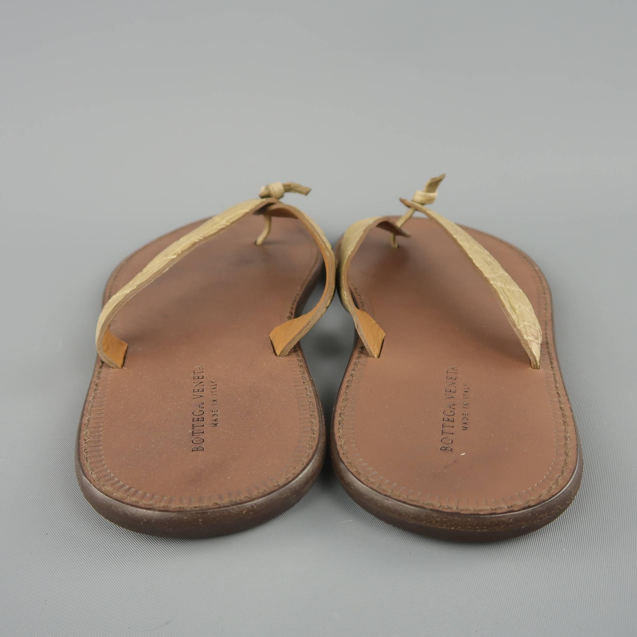 Men's BOTTEGA VENETA Size 8 Beige Alligator Textured Thong Sandals 3