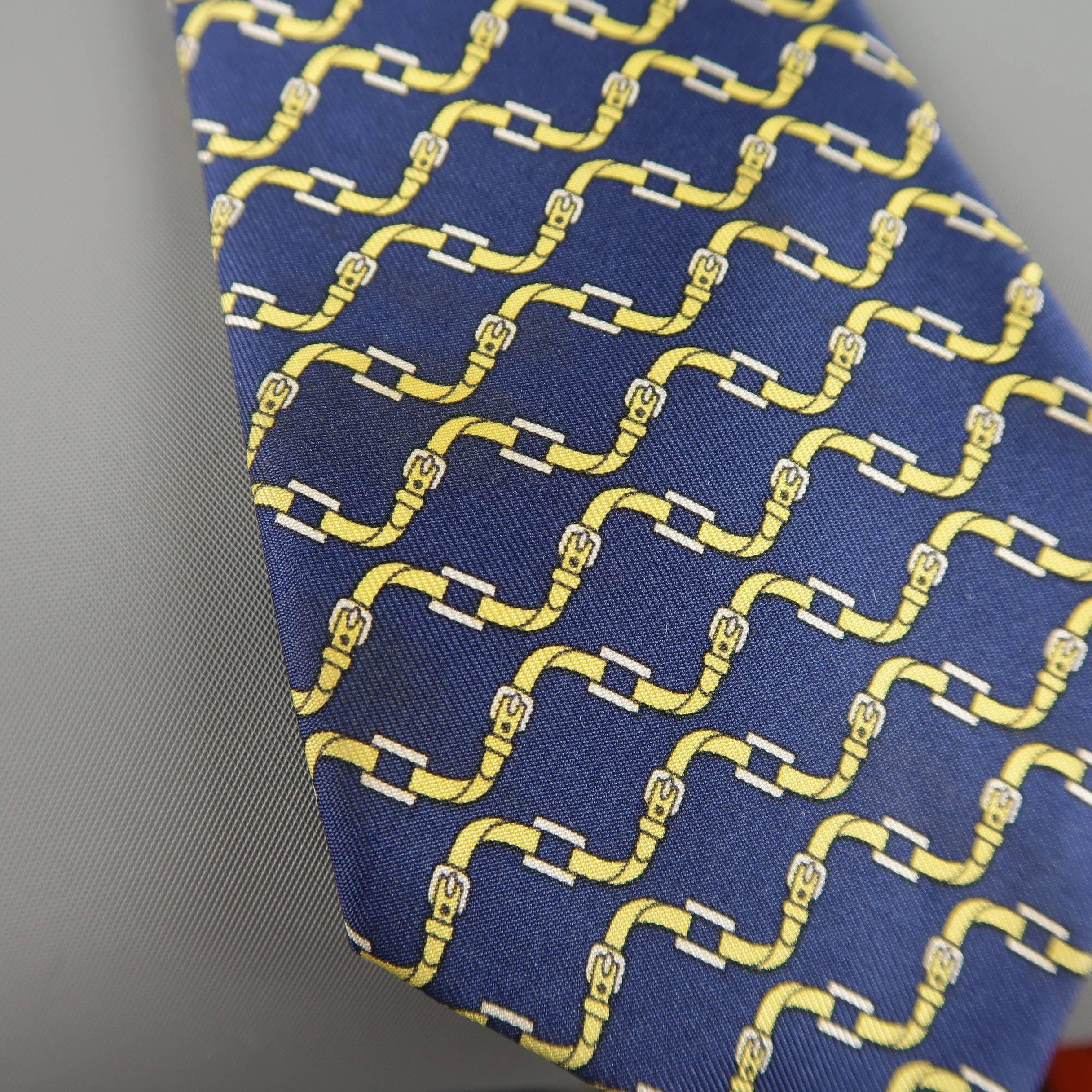 Men's HERMES Navy & Yellow Belt Print Silk Tie In Fair Condition In San Francisco, CA