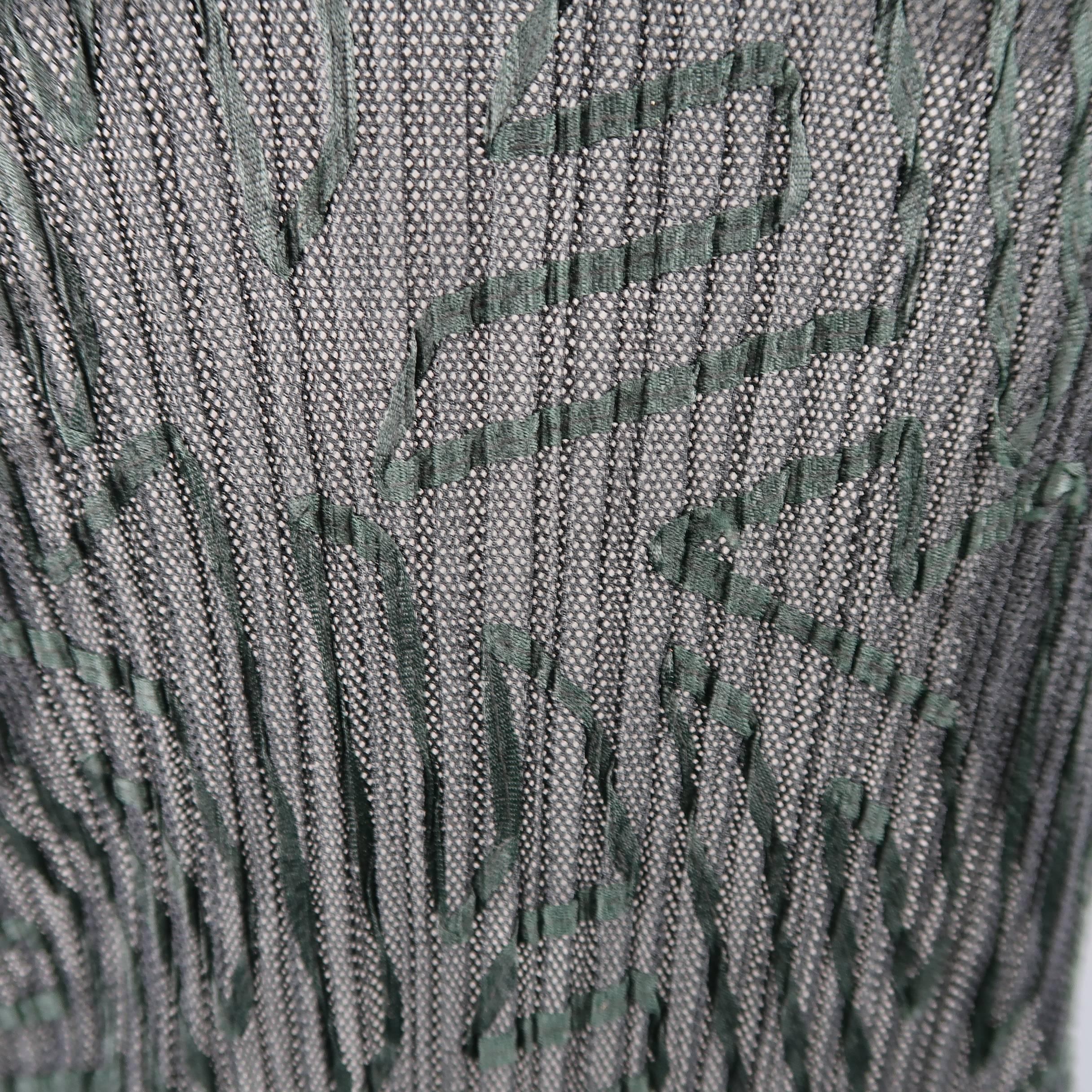 Issey Miyake Size M Black Pleated Green Ribbon Pattern Mesh Pullover 3