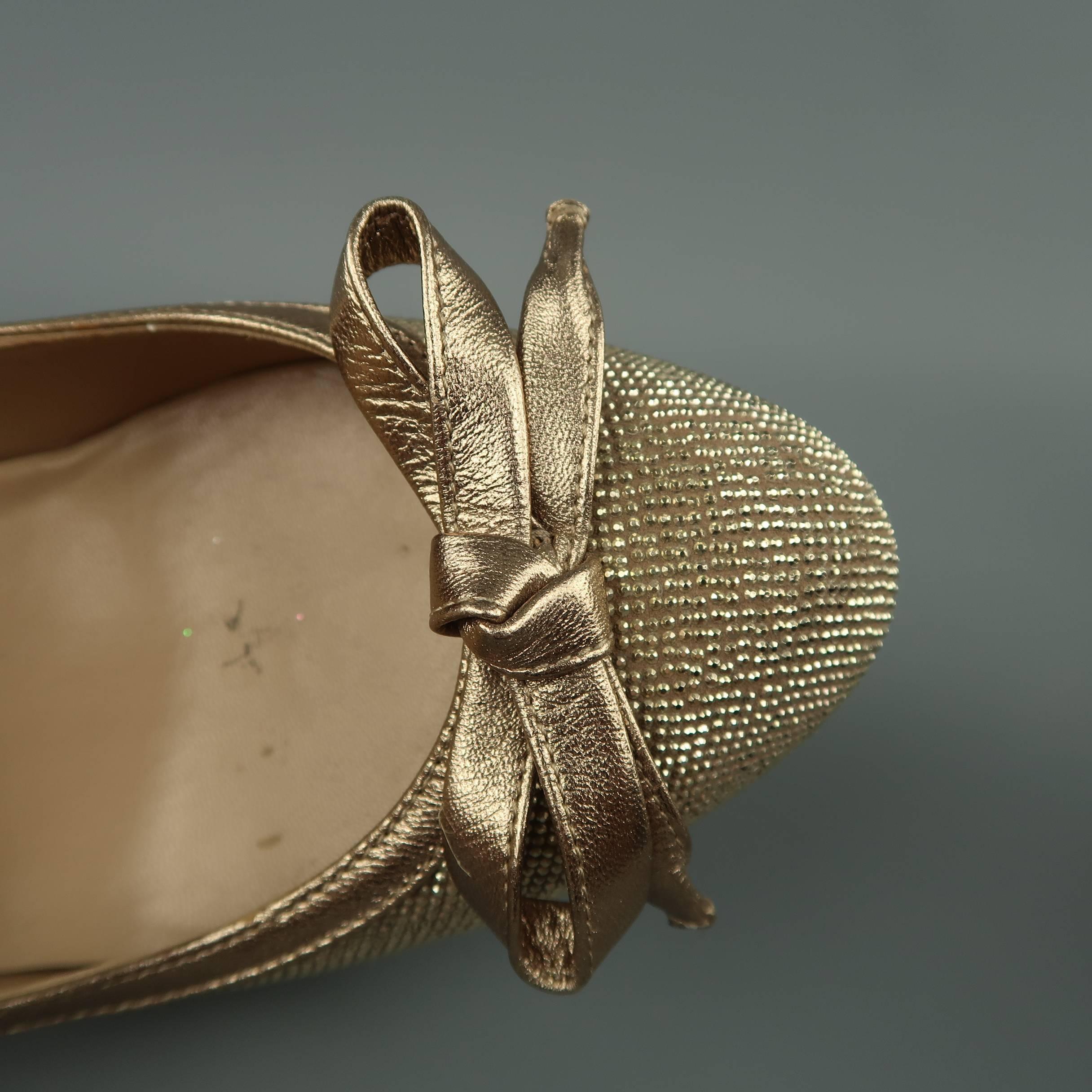 VALENTINO Size 9 Gold Crystal Studded Leather Platform Bow Pumps In Good Condition In San Francisco, CA