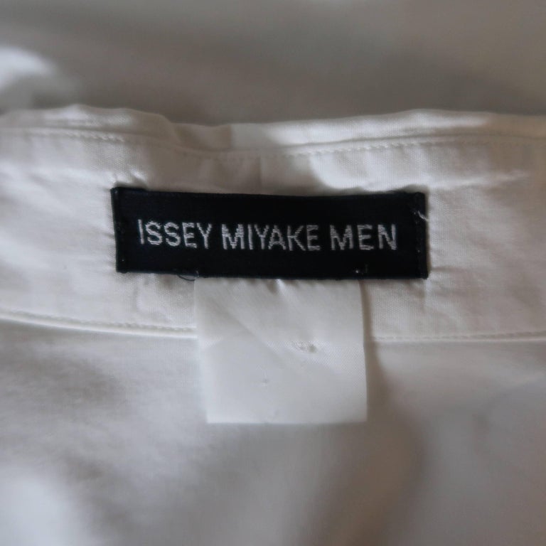 Issey Miyake Men's White Cotton Plaid Stripe Short Sleeve Shirt at 1stDibs