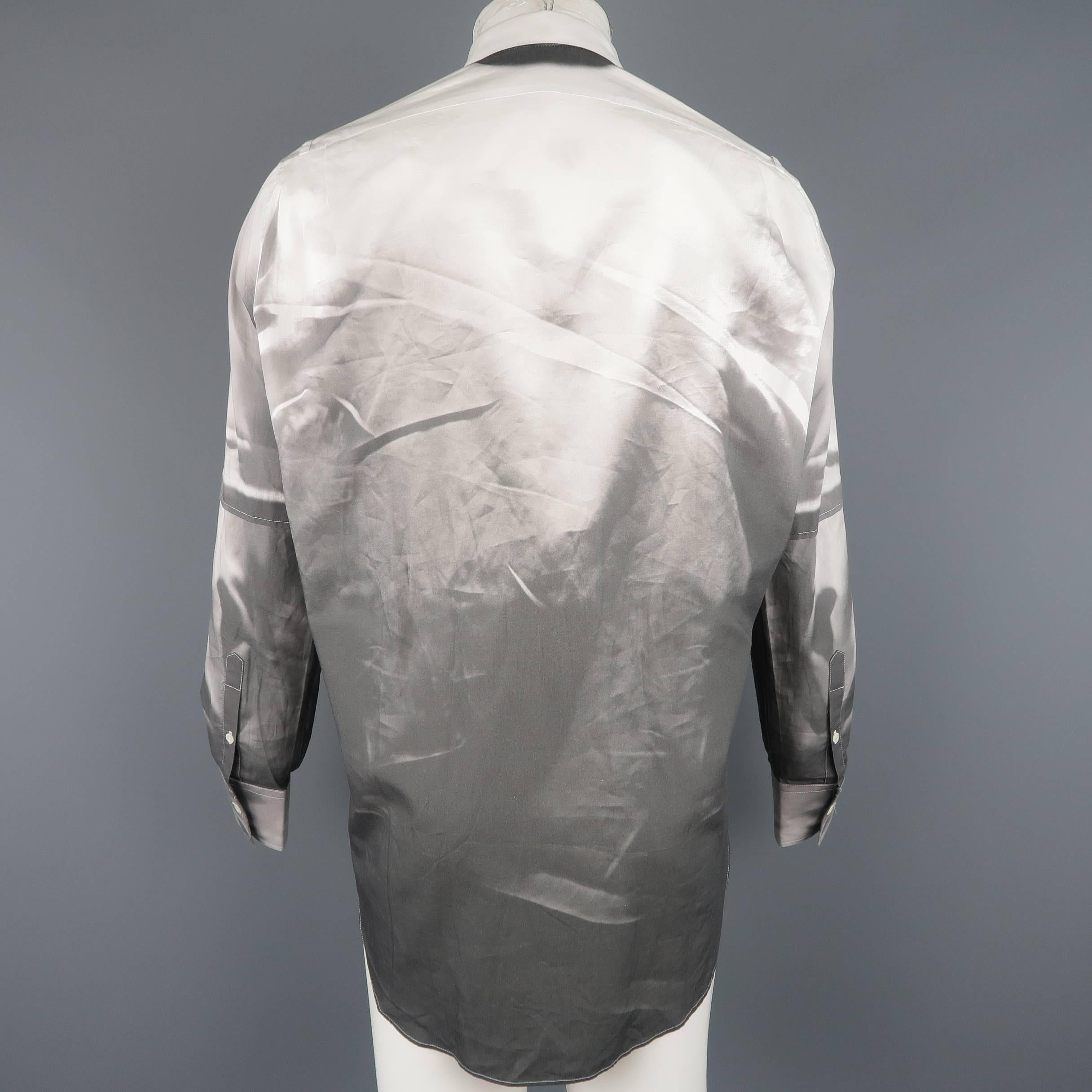Alexander McQueen Men's Grey and White Print Effect Cotton Long Sleeve Shirt 2