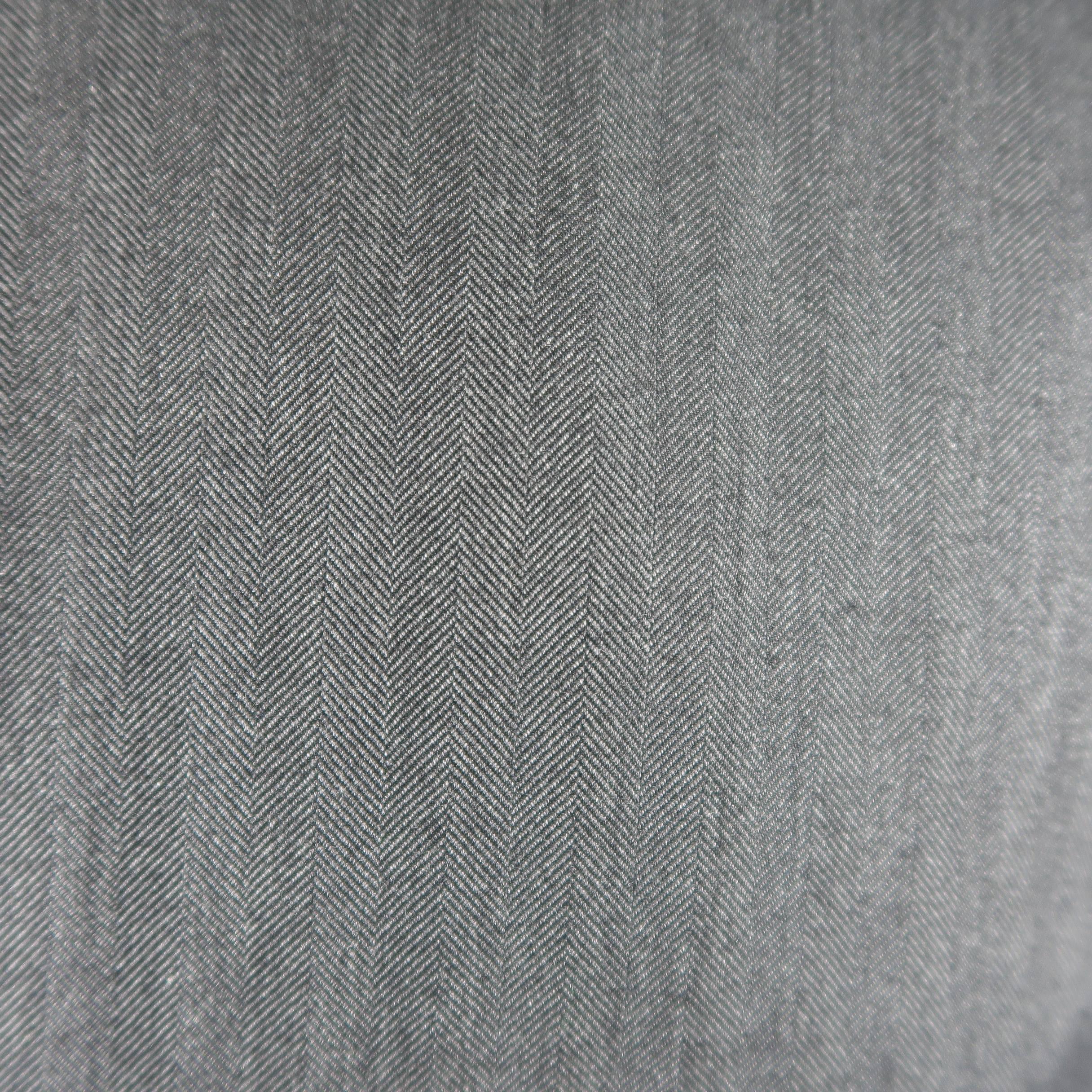 GIORGIO ARMANI 40 Charcoal Herringbone Cashmere / Silk 3 Button Sport Coat In Excellent Condition In San Francisco, CA