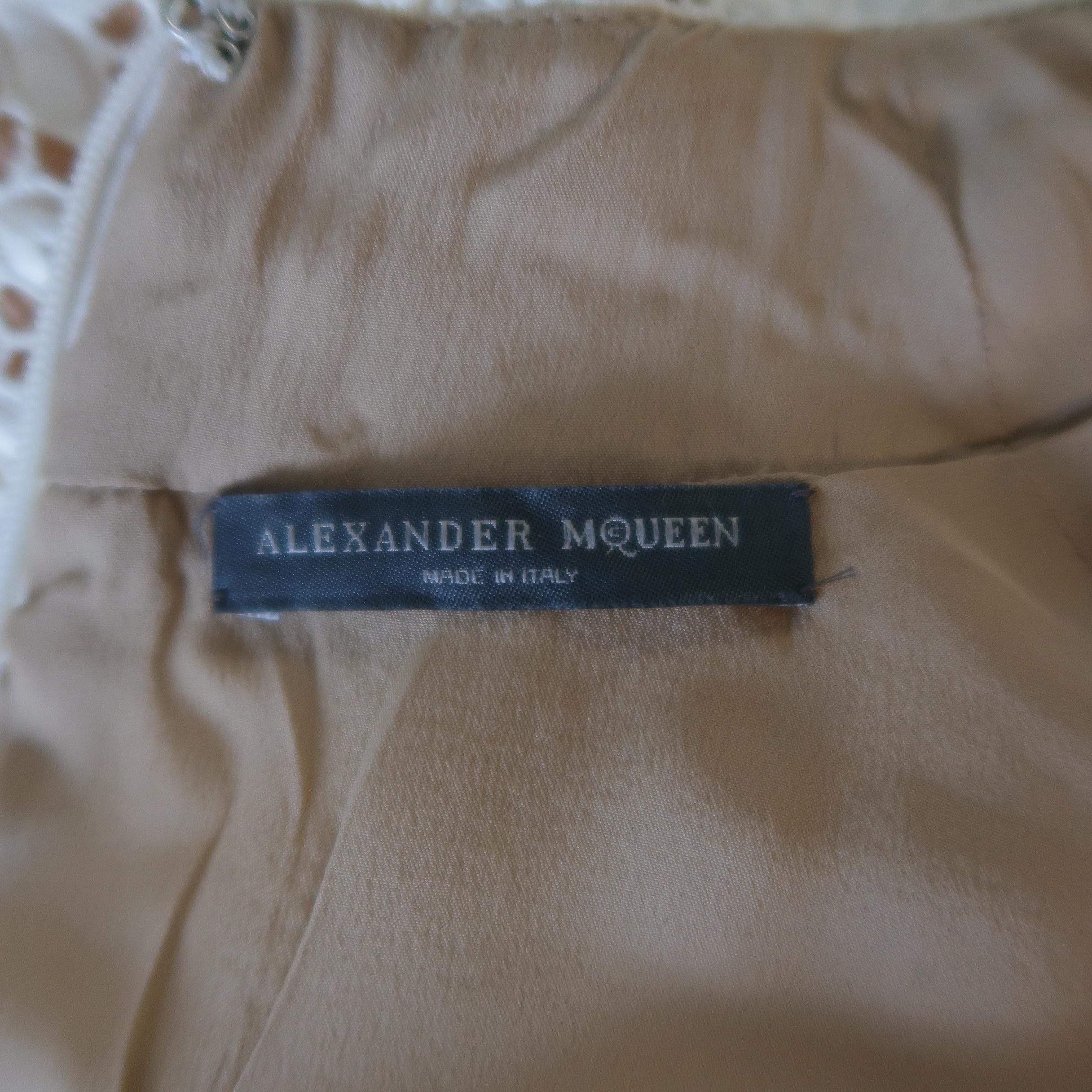 Alexander McQueen White Cream Lace Cocktail Dress, Pre-Fall 2015 Runway 5