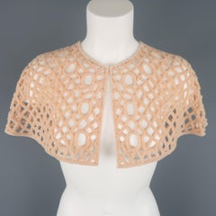 Joanna Mastroianni Lachsrosa Perlenbesetztes Mesh Capelet Shrug Bolero