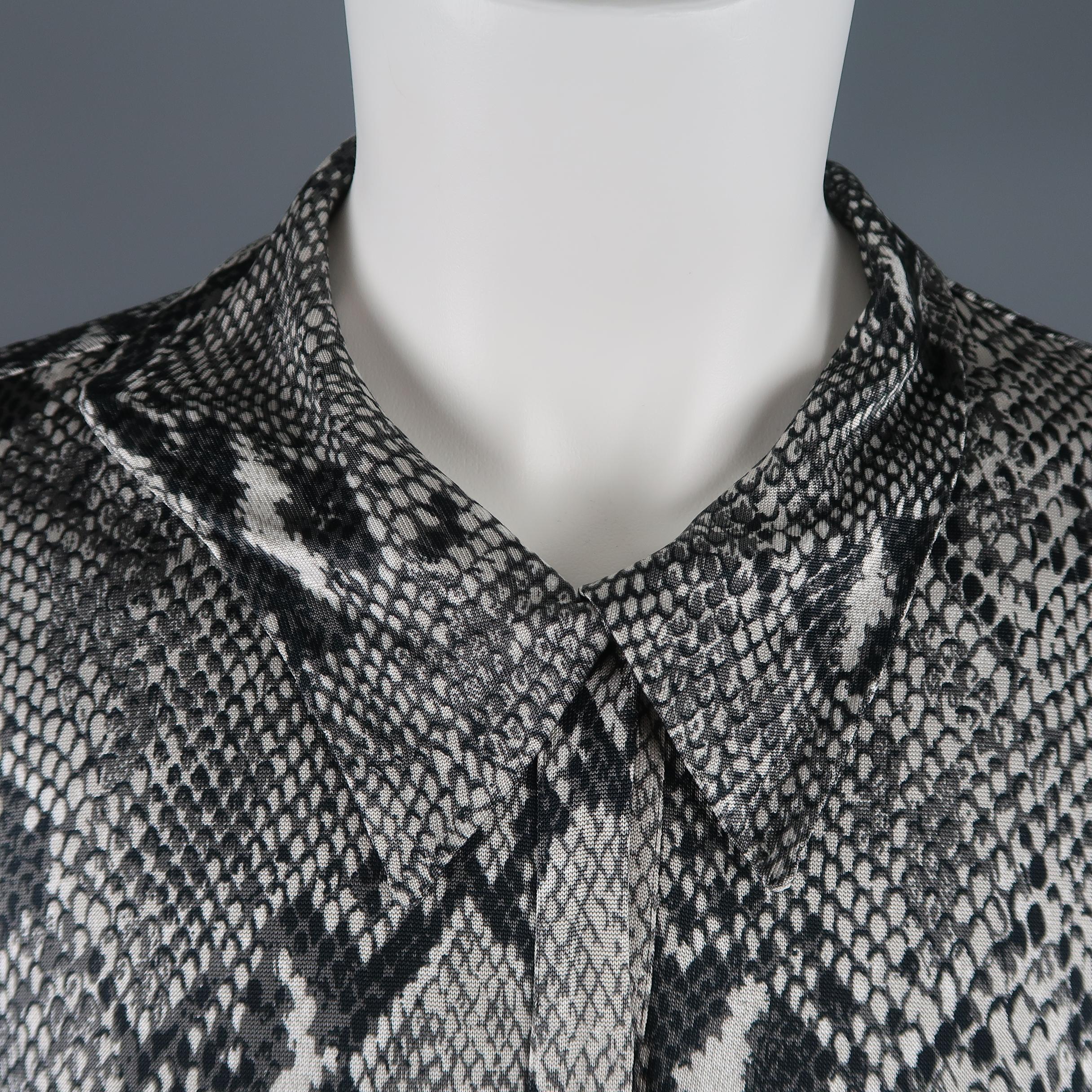 GUCCI Size 10 Grey Python Print Rayon Asymmetrical Collar SS 2000 Blouse In Excellent Condition In San Francisco, CA