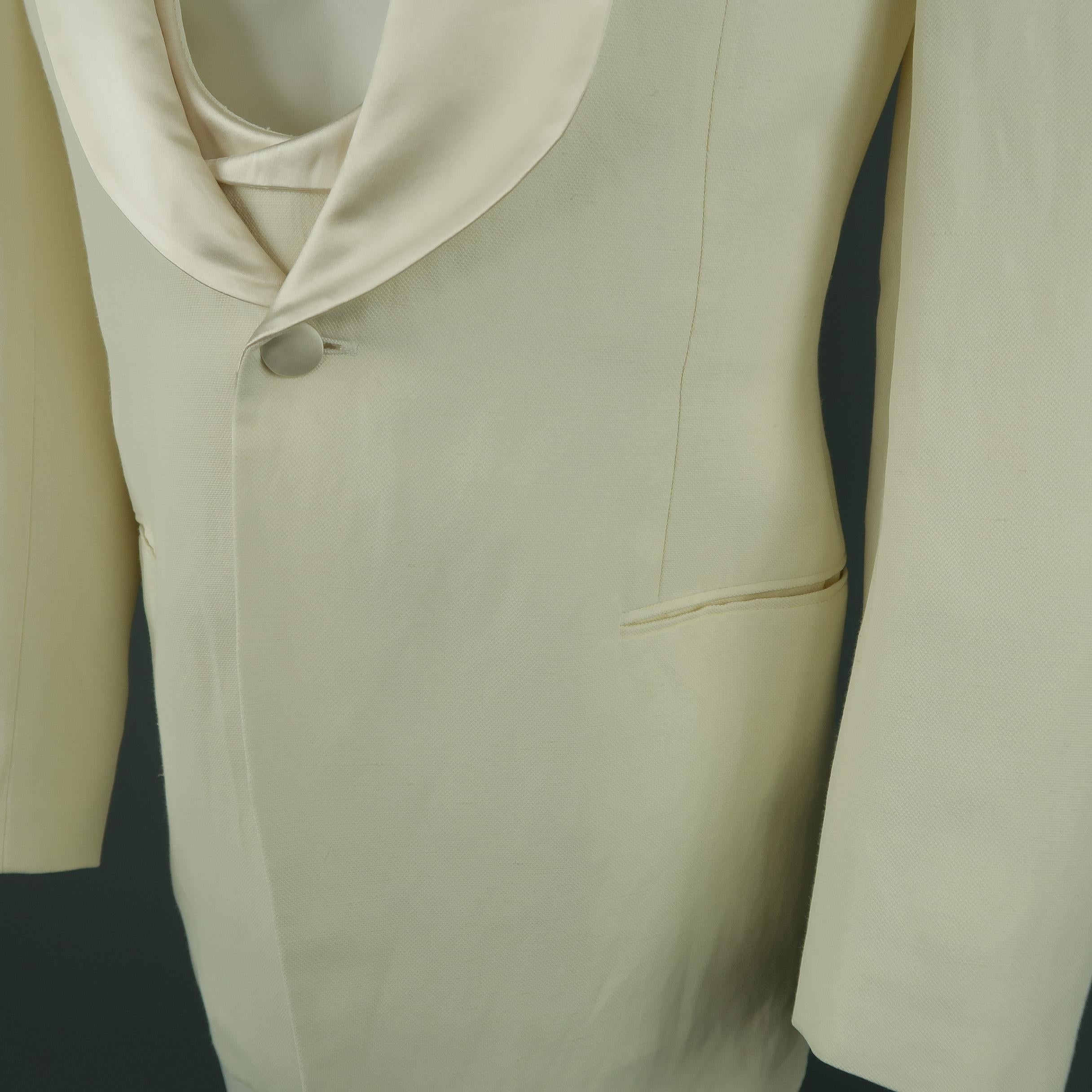 Giorgio Armani Cream Shawl Collar Tuxedo Sport Coat and Vest Set In Fair Condition In San Francisco, CA
