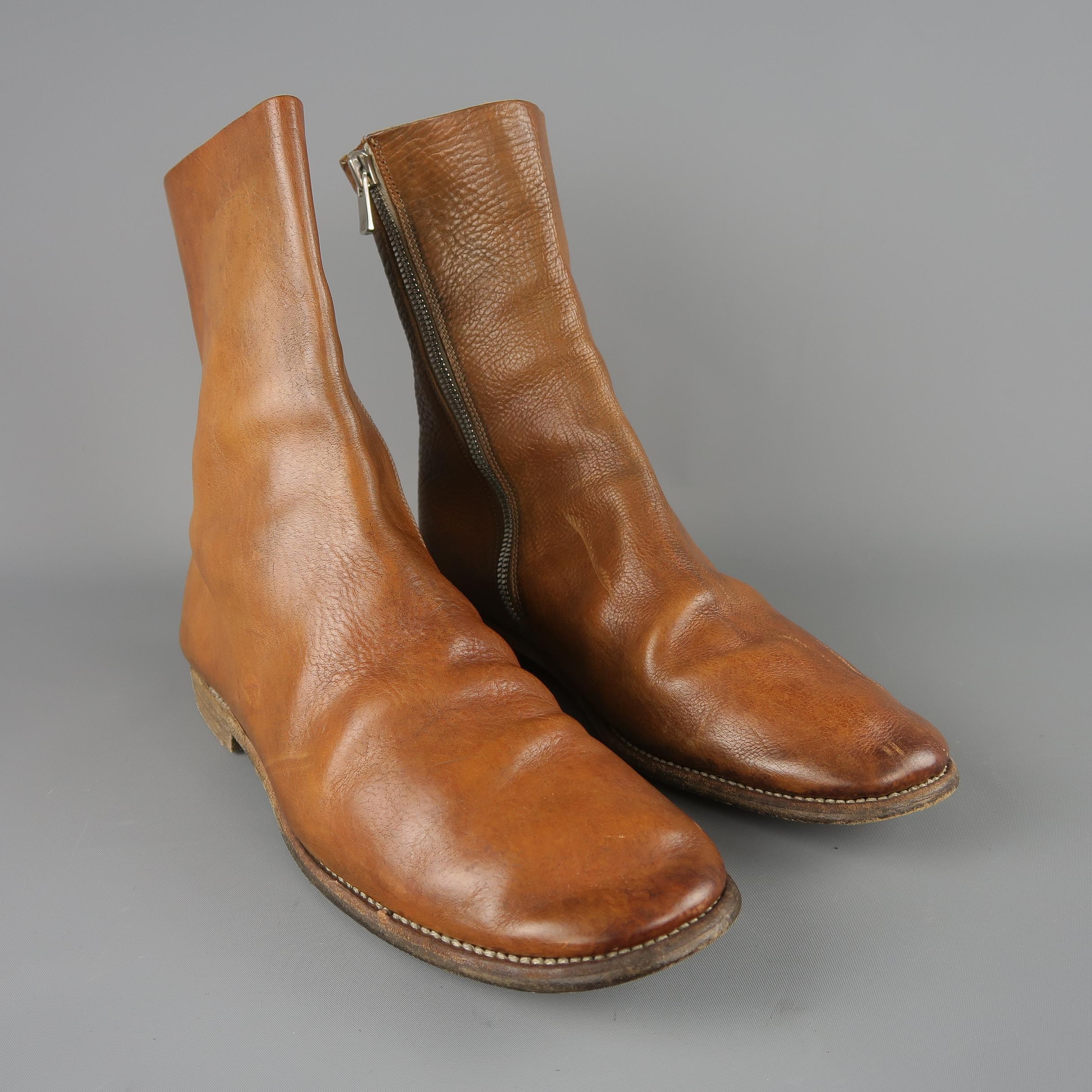 Guidi mid calf boots come in antiqued distressed leather with a round toe, leather sole, and zip closure. Handmade in Italy.
 
Good Pre-Owned Condition.
Marked:IT 45
 
Measurements:
 
Length: 8.5 in.