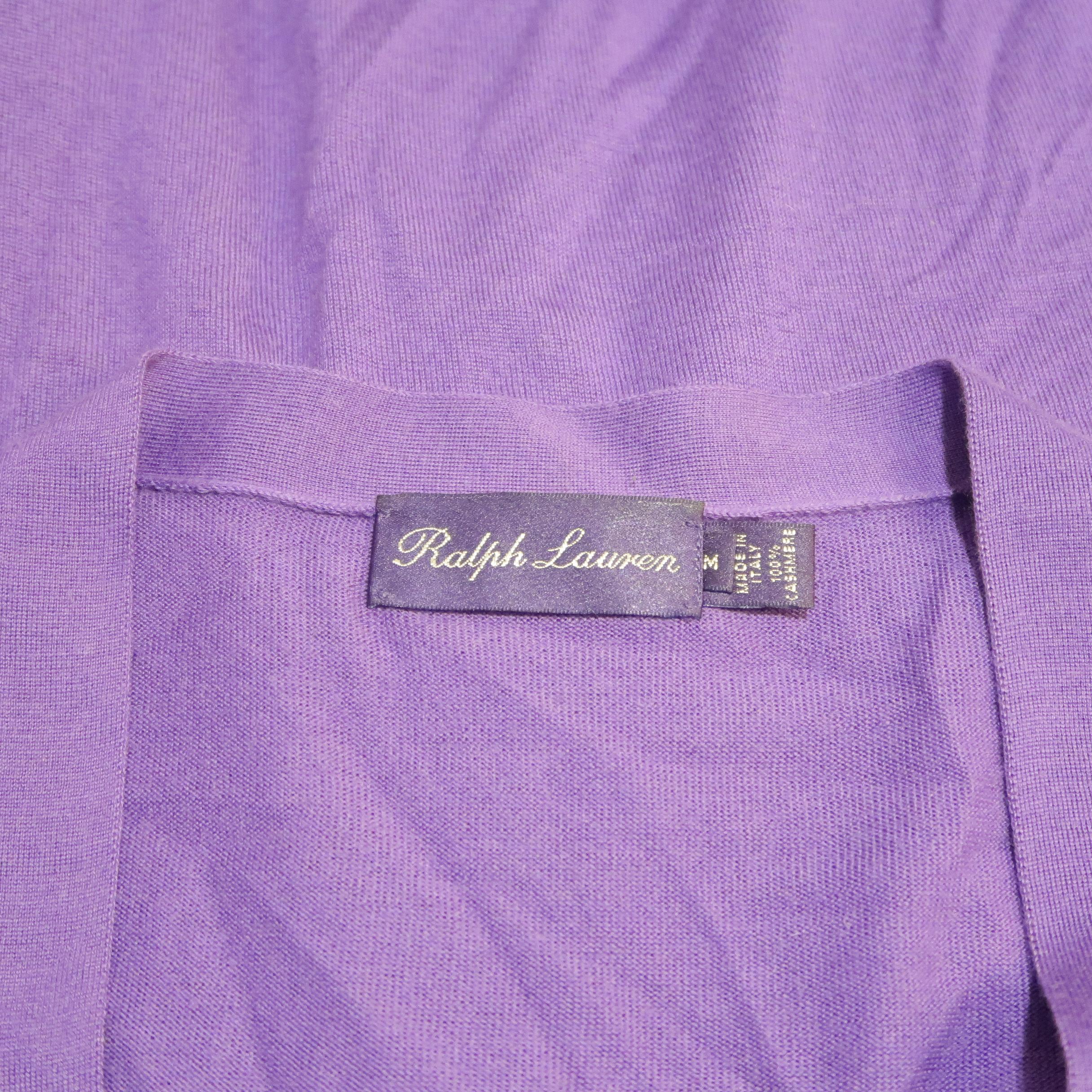 Ralph Lauren Purple Label Solid Cashmere V-neck Button Down Cardigan Sweater In Good Condition In San Francisco, CA