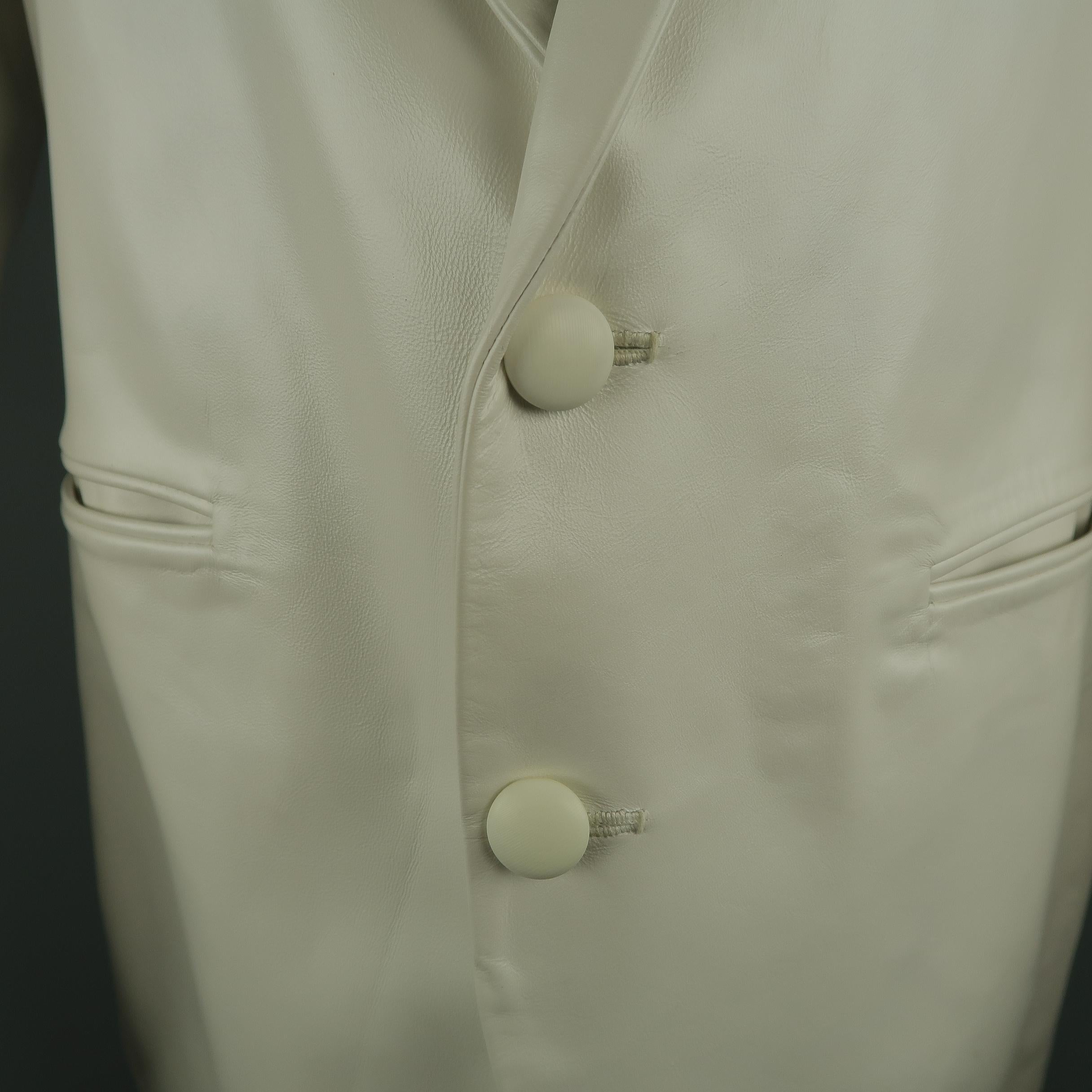 Men's AL'S ATTIRE 38 White Leather Notch Lapel Two Buttom Custom Jacket In Excellent Condition In San Francisco, CA
