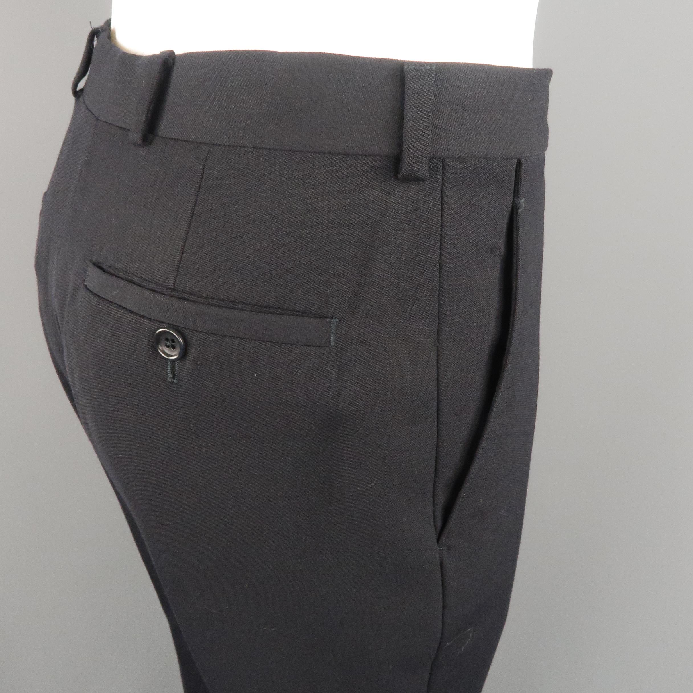 ARMANI COLLEZIONI Size 32 Black Solid Wool Dress Pants In Excellent Condition In San Francisco, CA
