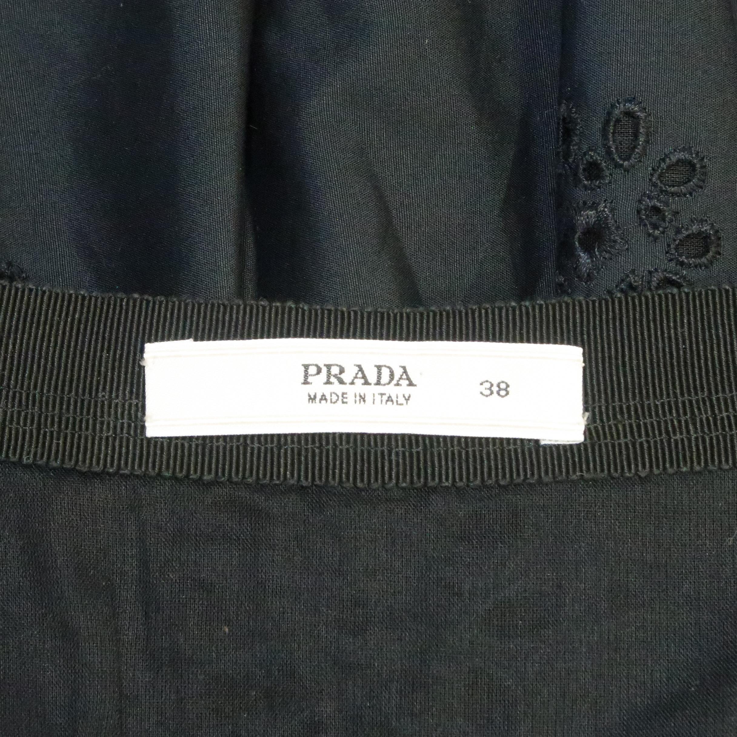 PRADA Size 2 Navy Cotton A-line Eyelet Skirt In Excellent Condition In San Francisco, CA