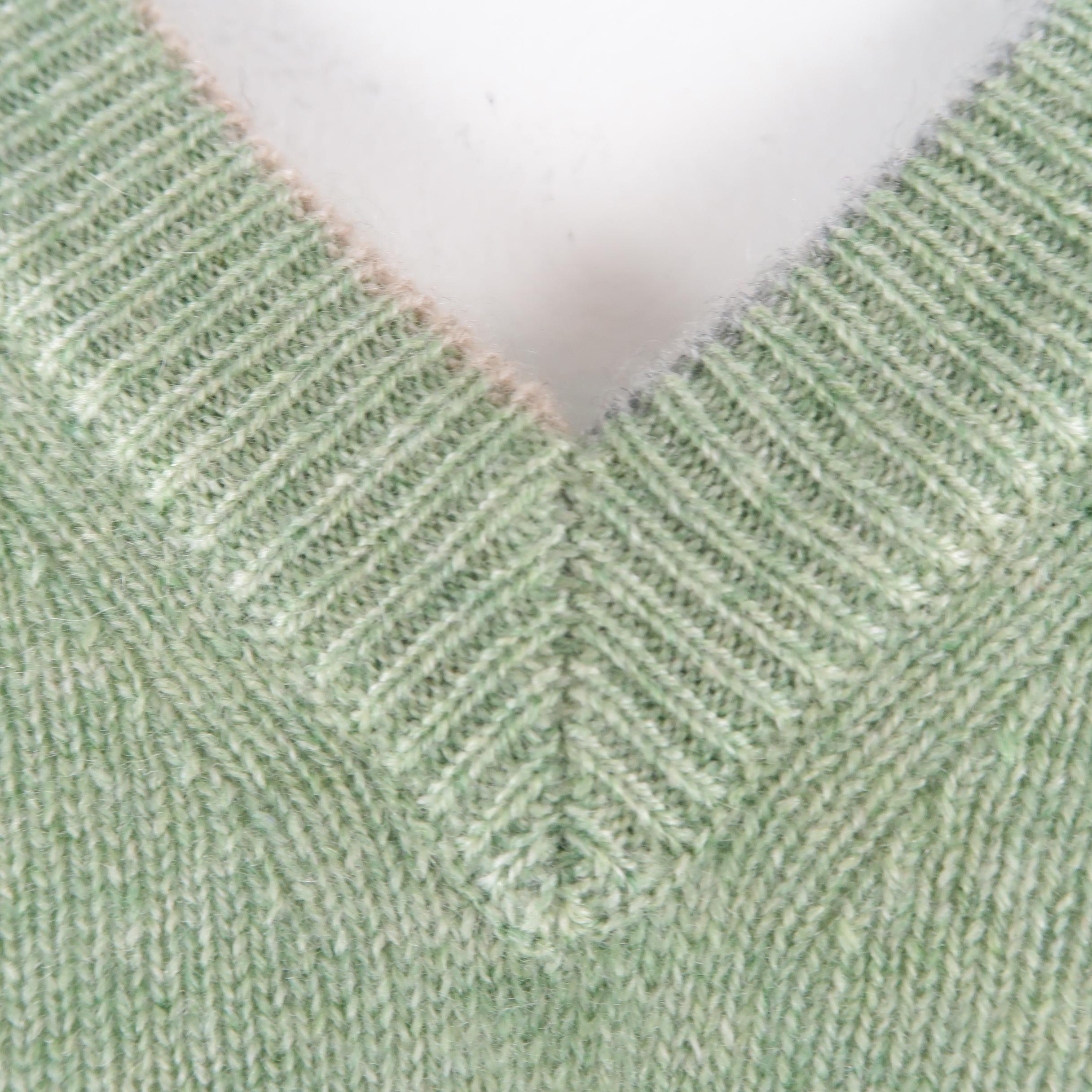 Beige BRUNELLO CUCINELLI Size 44 Green Knitted Cashmere V-neck Sweater