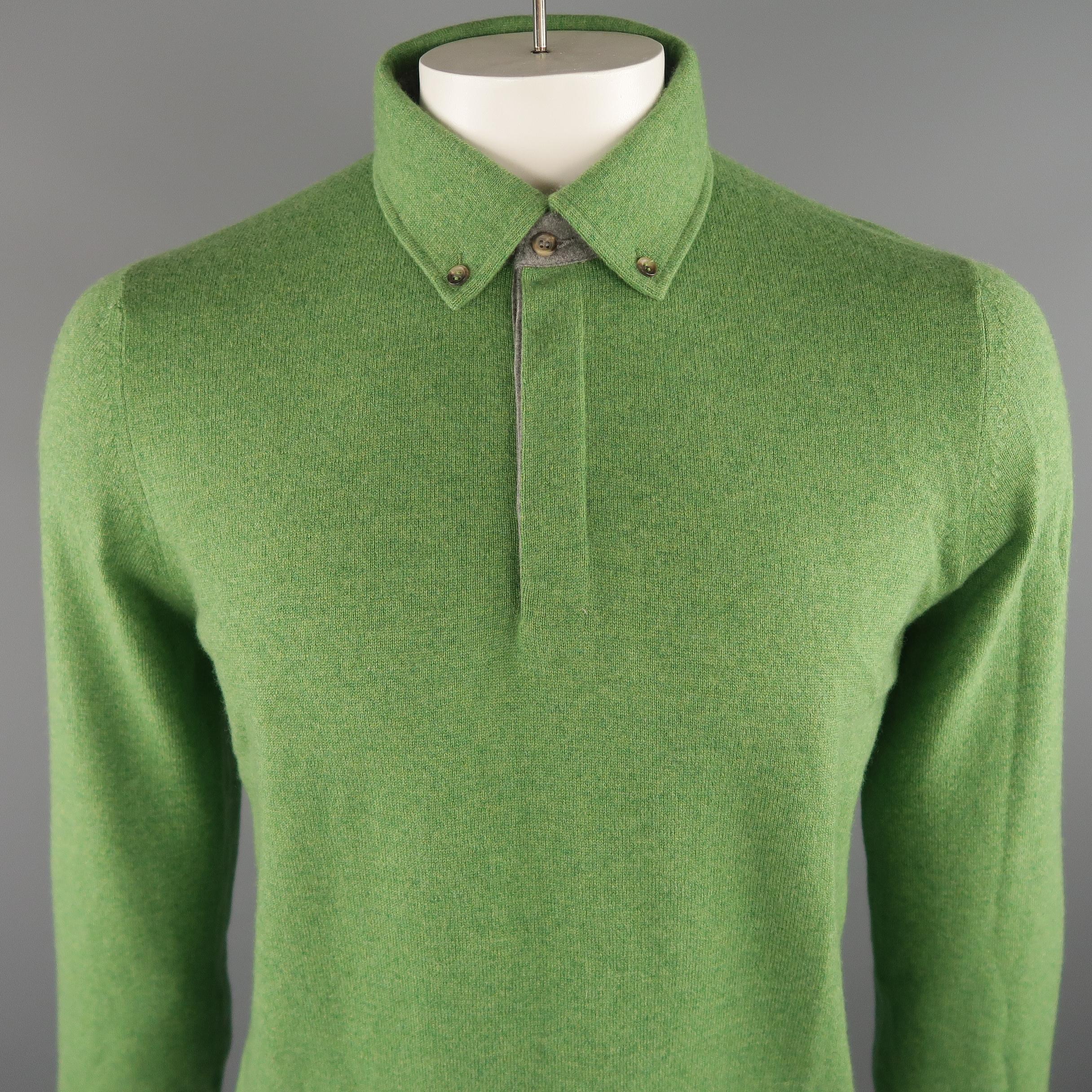 BRUNELLO CUCINELLI pullover comes in green tone knitted cashmere, with button collar, ribbed cuffs and waistband. Made in Italy.
 
New with Tags.
Marked: 52 IT
 
Measurements:
 
Shoulder: 17 in.
Chest: 46 in.
Sleeve: 26 in.
Length: 27 in.