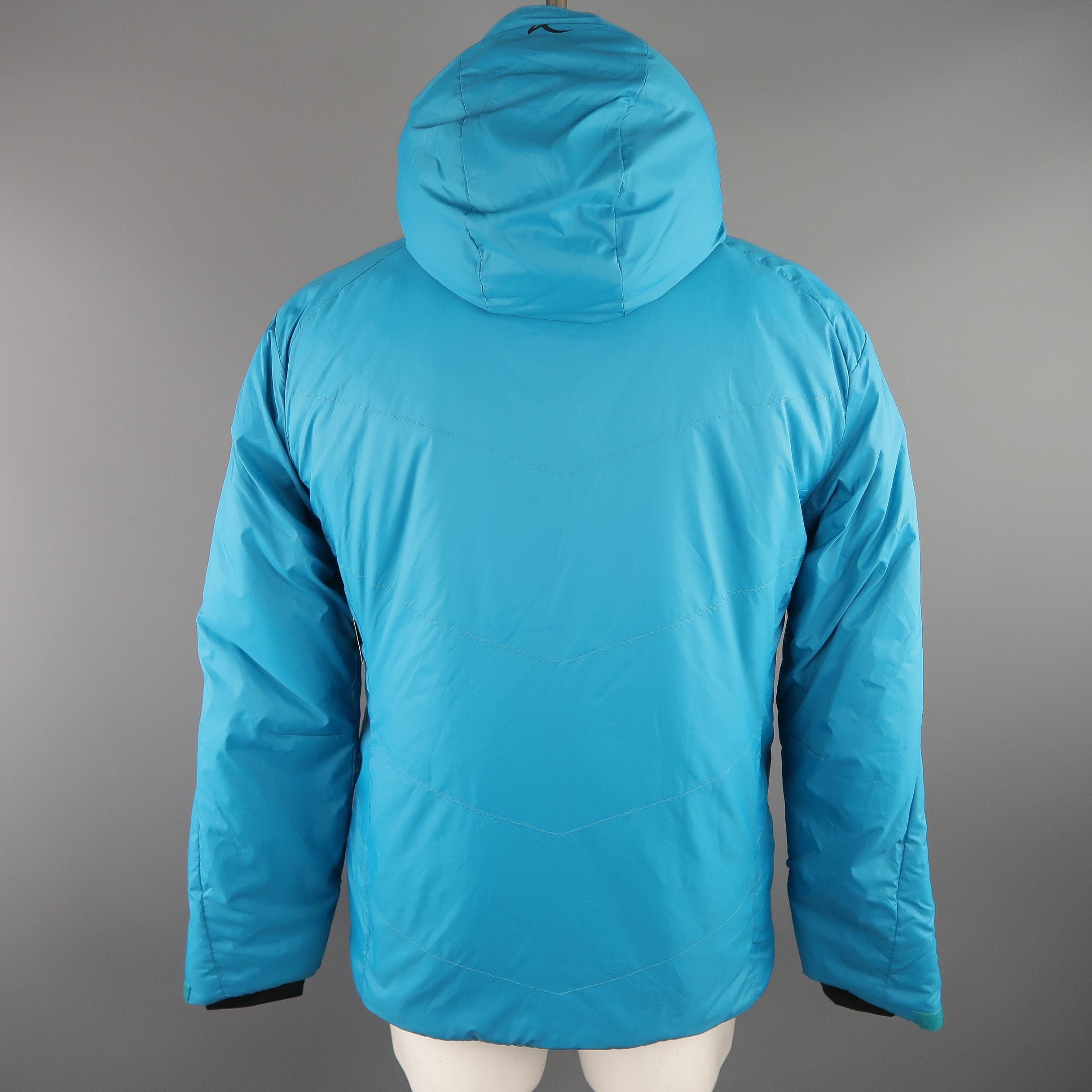 KJUS 42 Aqua Solid Polyamide Hooded Jacket In New Condition In San Francisco, CA