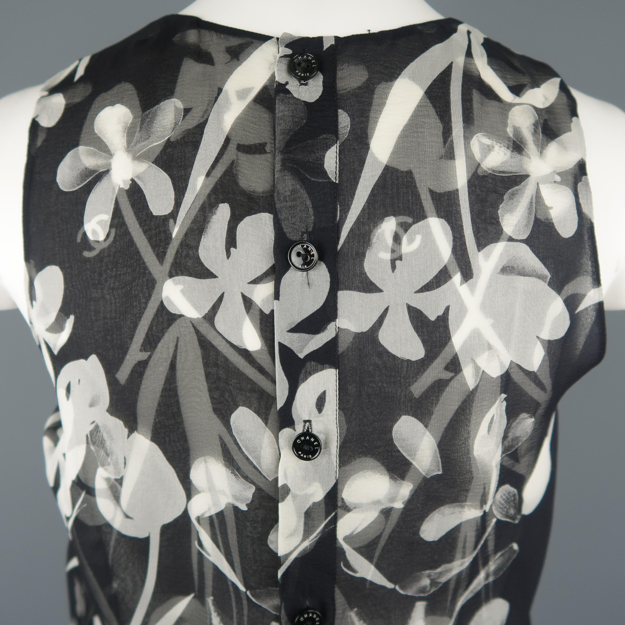 CHANEL Size M Black & White Floral CC Pleated Silk Chiffon Sleeveless Blouse 2